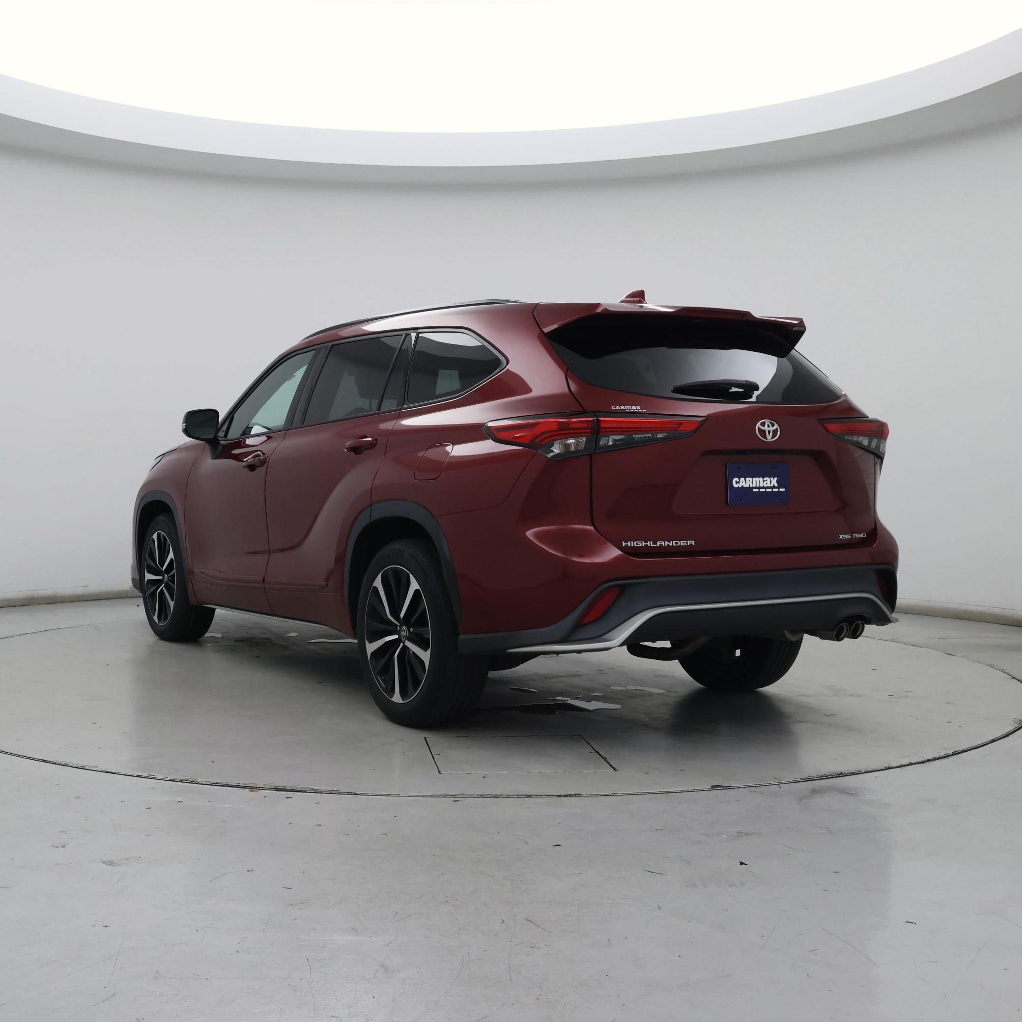 Thumbnail: 2021 Toyota Highlander - 2