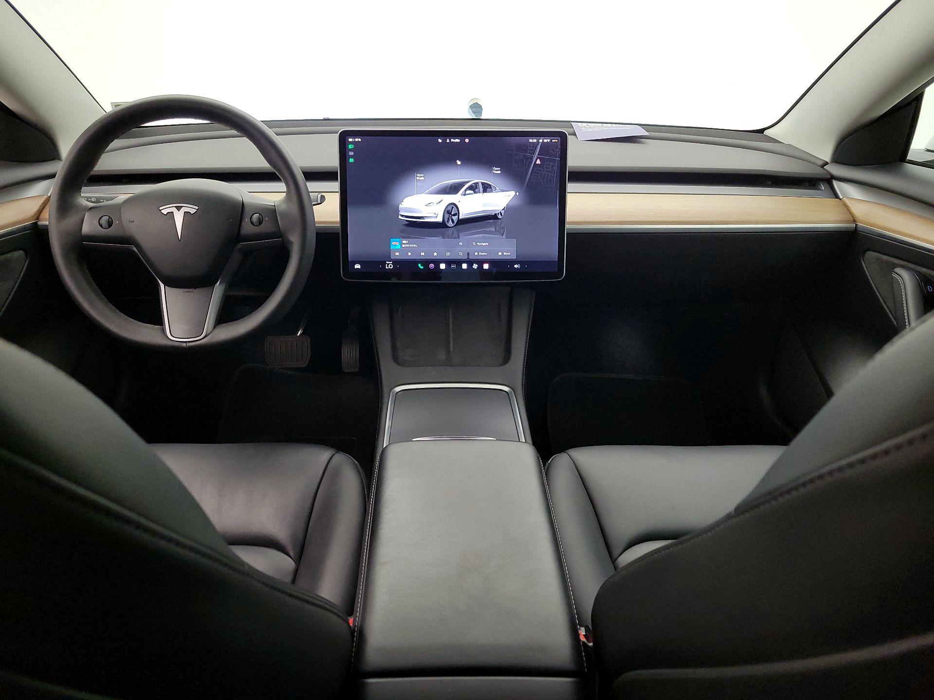 Thumbnail: 2022 Tesla Model 3 - 9