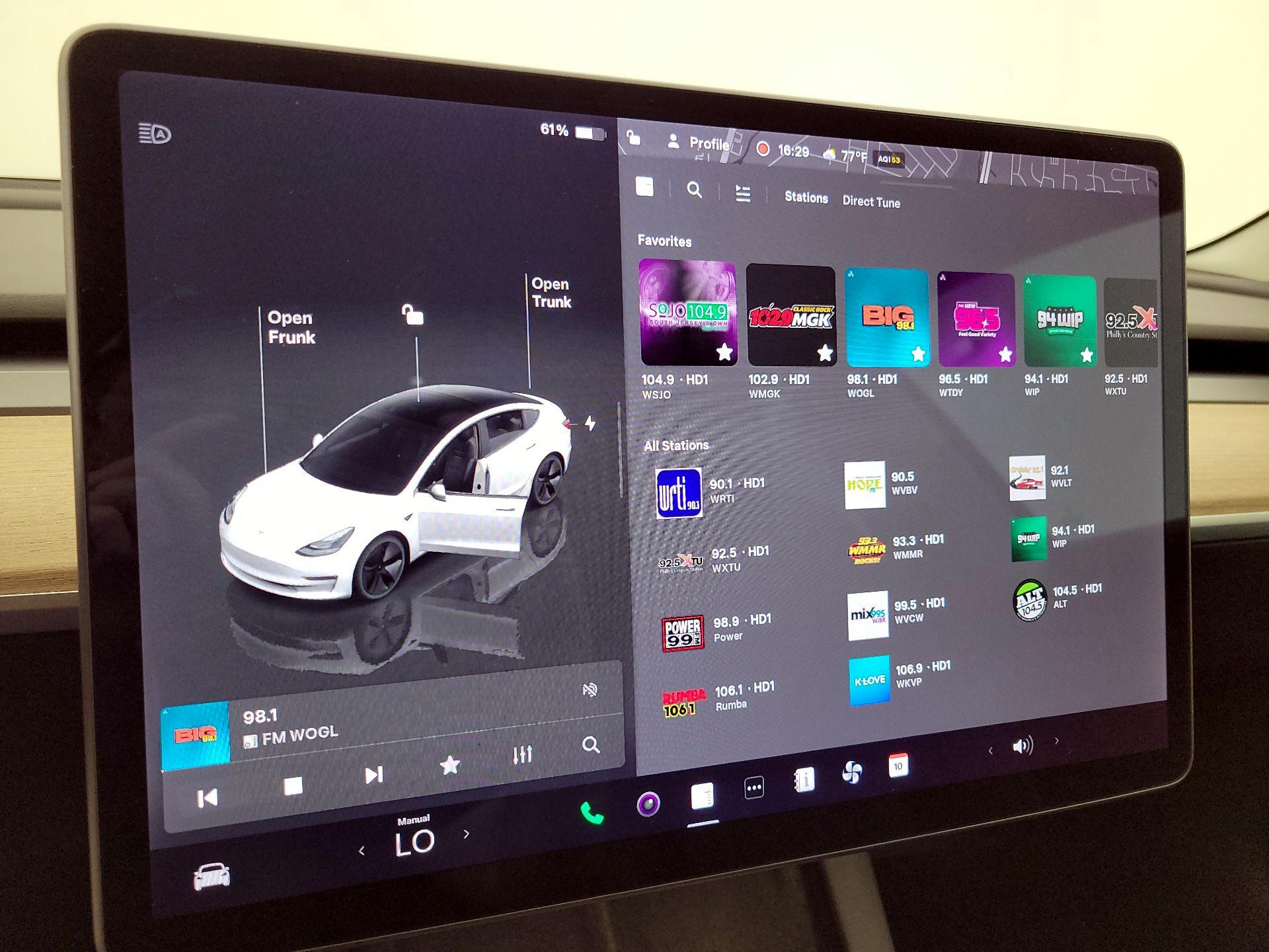 Thumbnail: 2022 Tesla Model 3 - 15