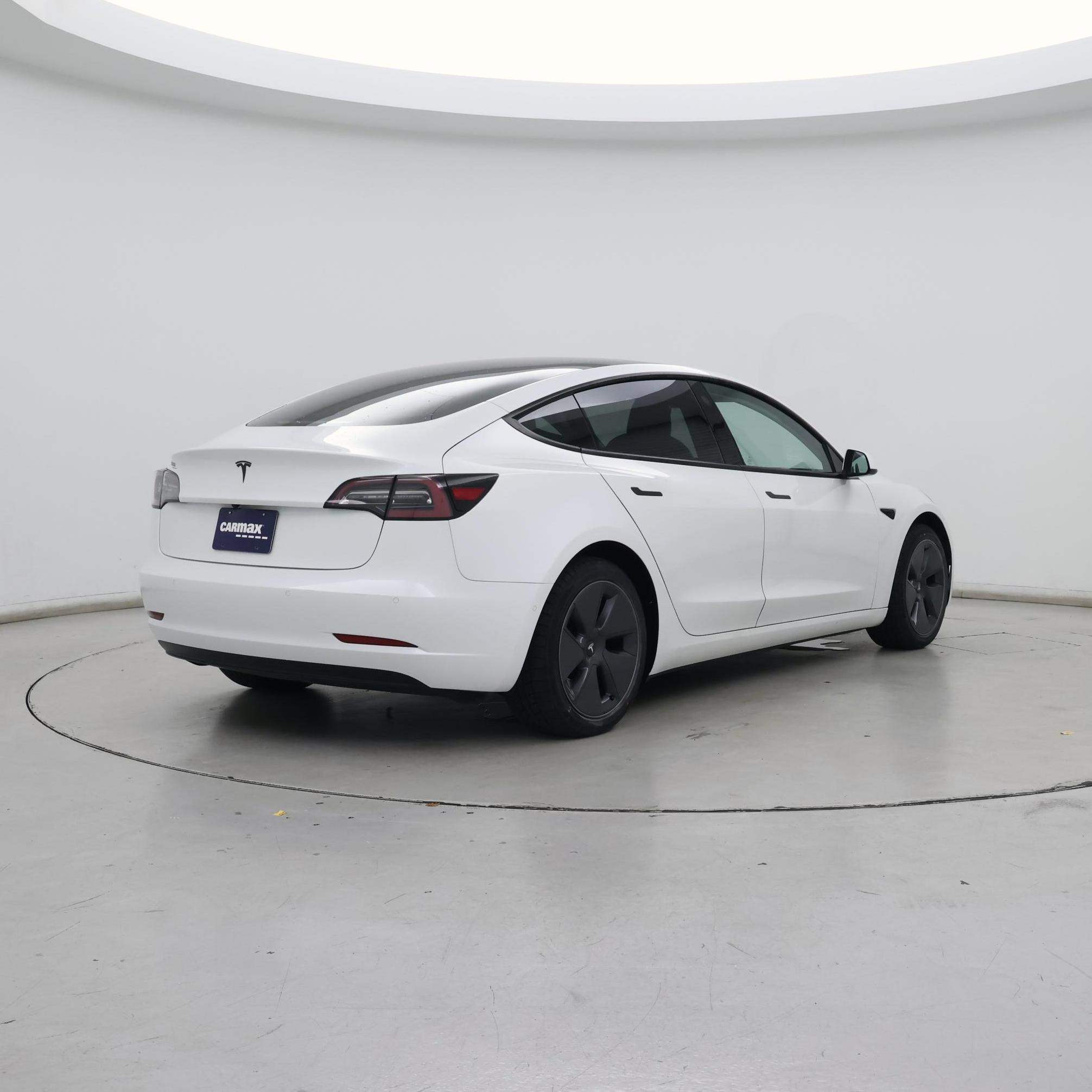 Thumbnail: 2022 Tesla Model 3 - 8