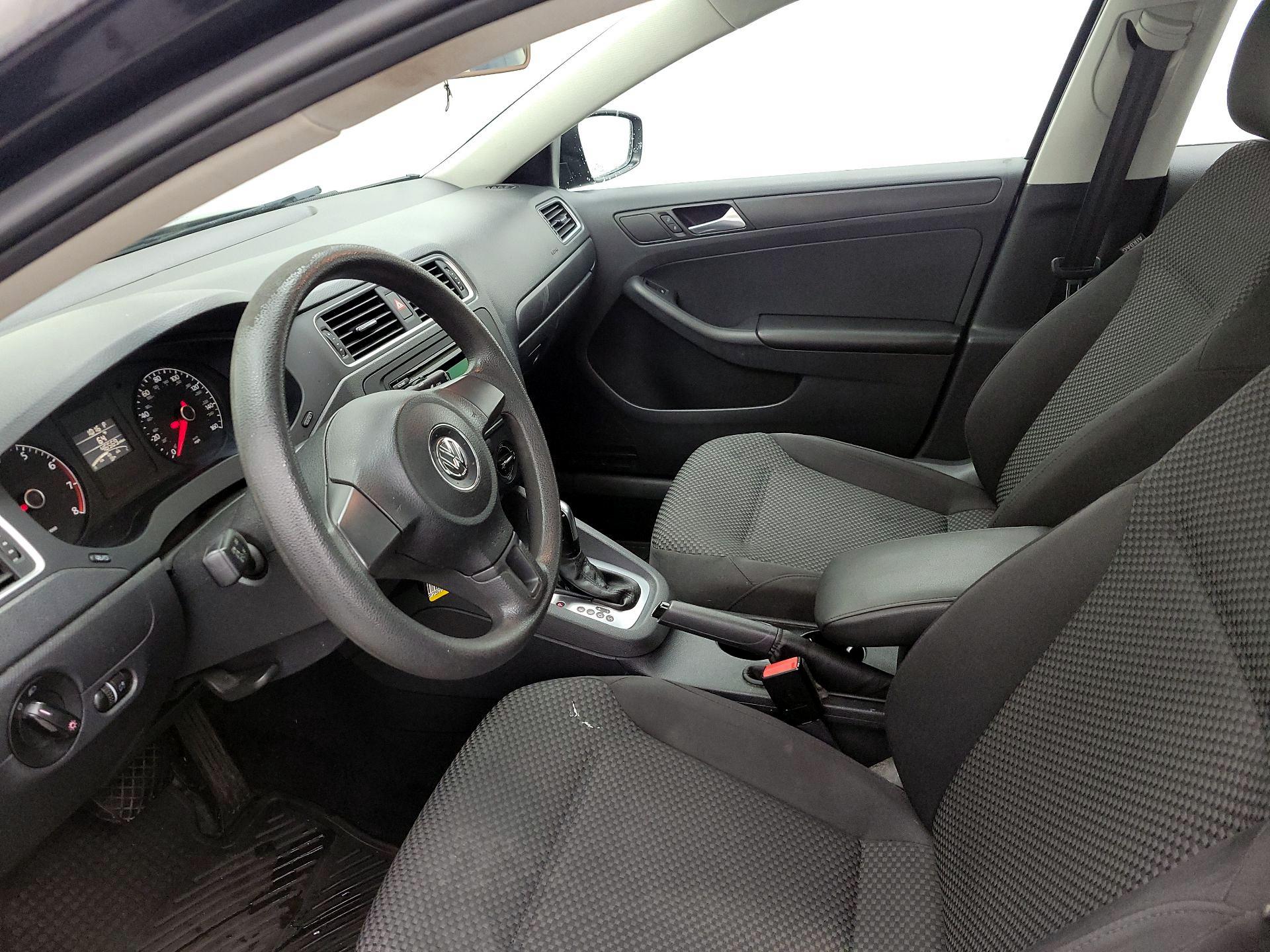 Thumbnail: 2014 Volkswagen Jetta - 11
