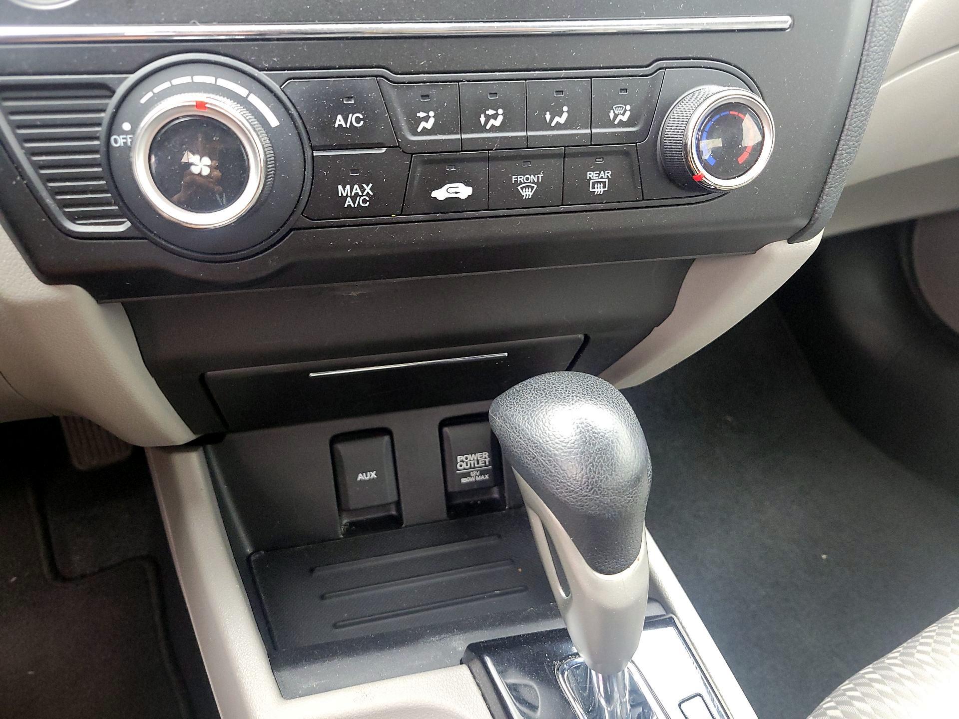 Thumbnail: 2014 Honda Civic - 16