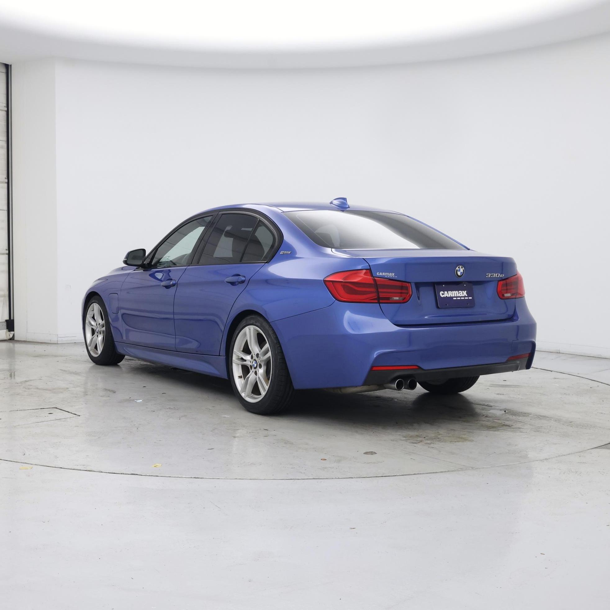 Thumbnail: 2018 BMW 3 Series - 2