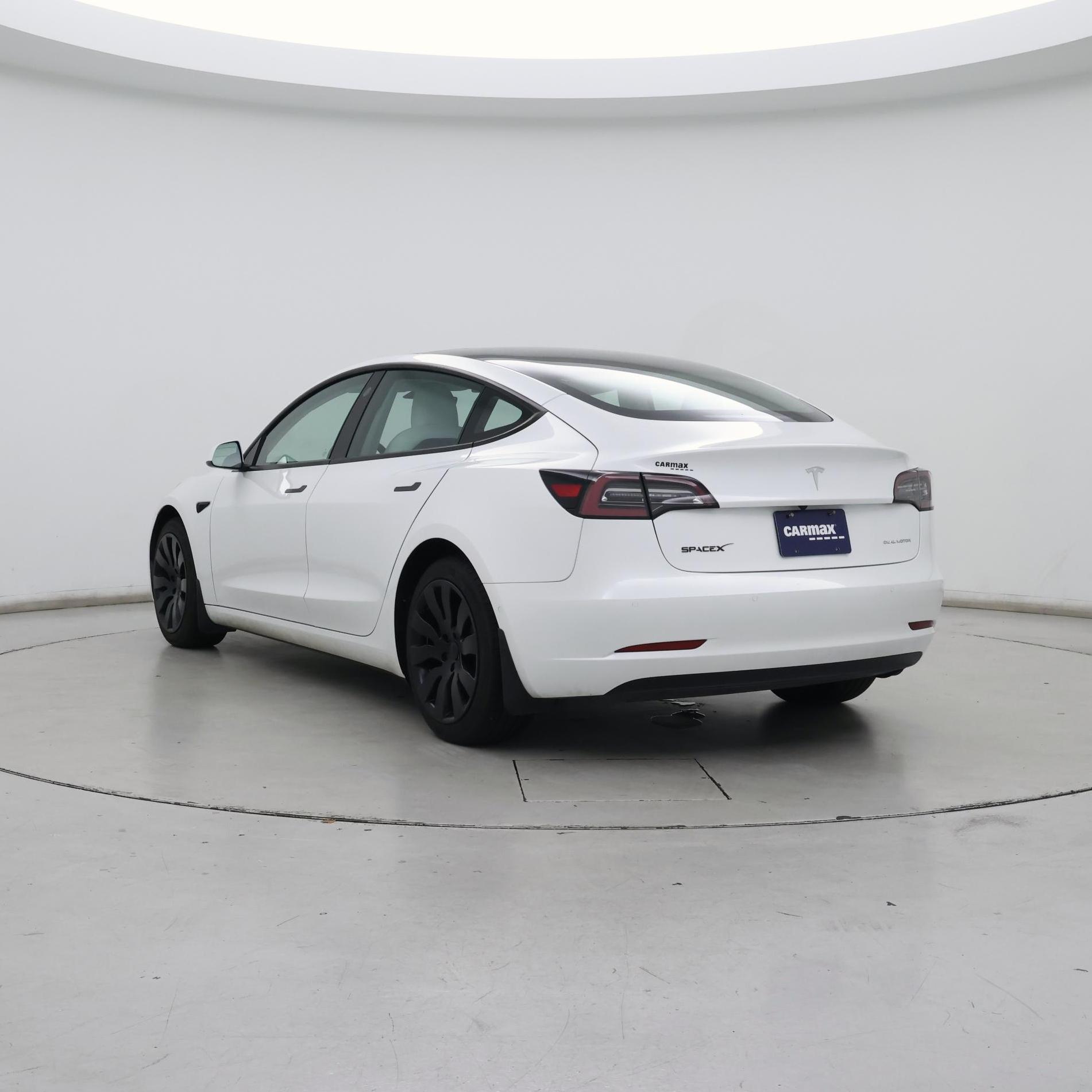 Thumbnail: 2022 Tesla Model 3 - 2