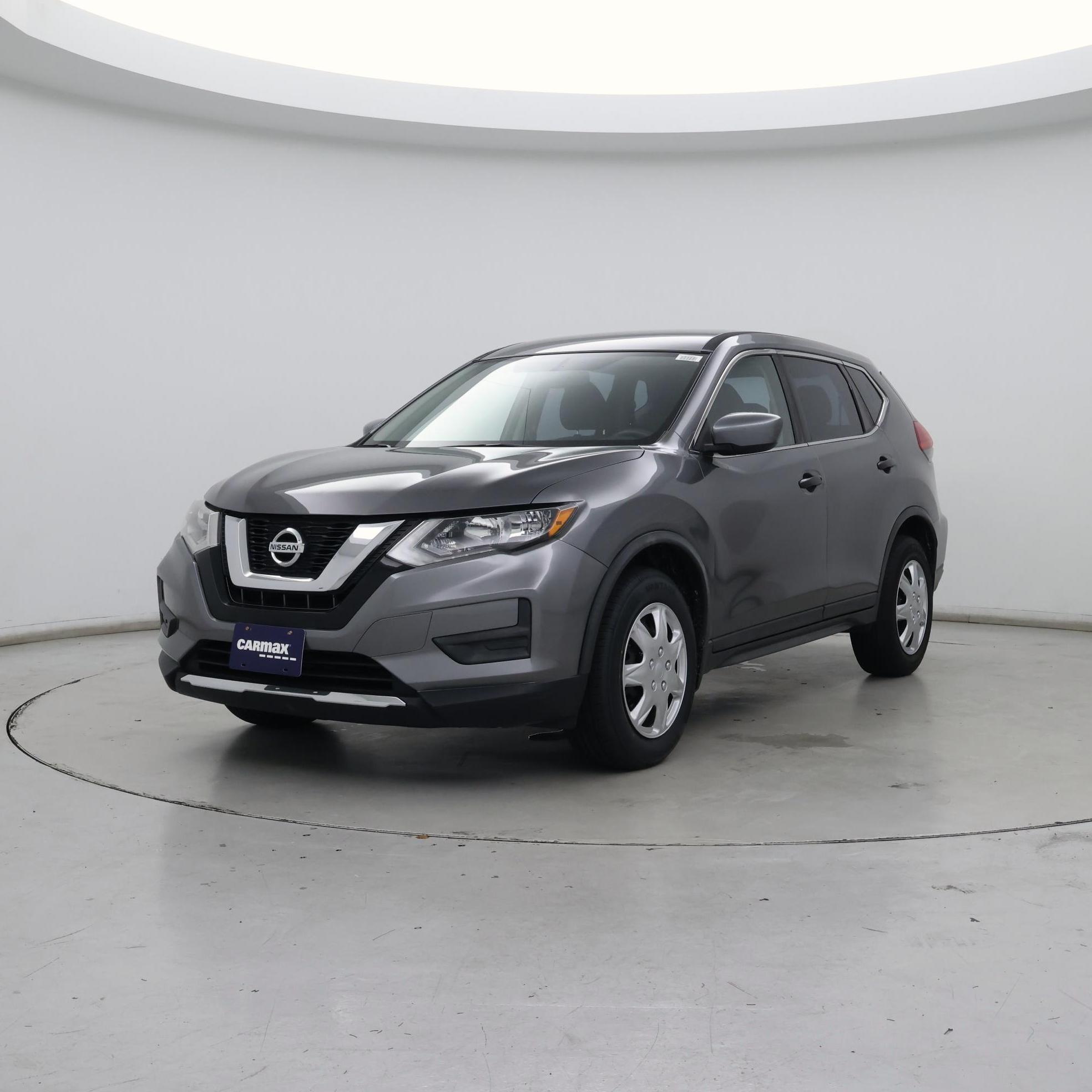Thumbnail: 2017 Nissan Rogue - 4