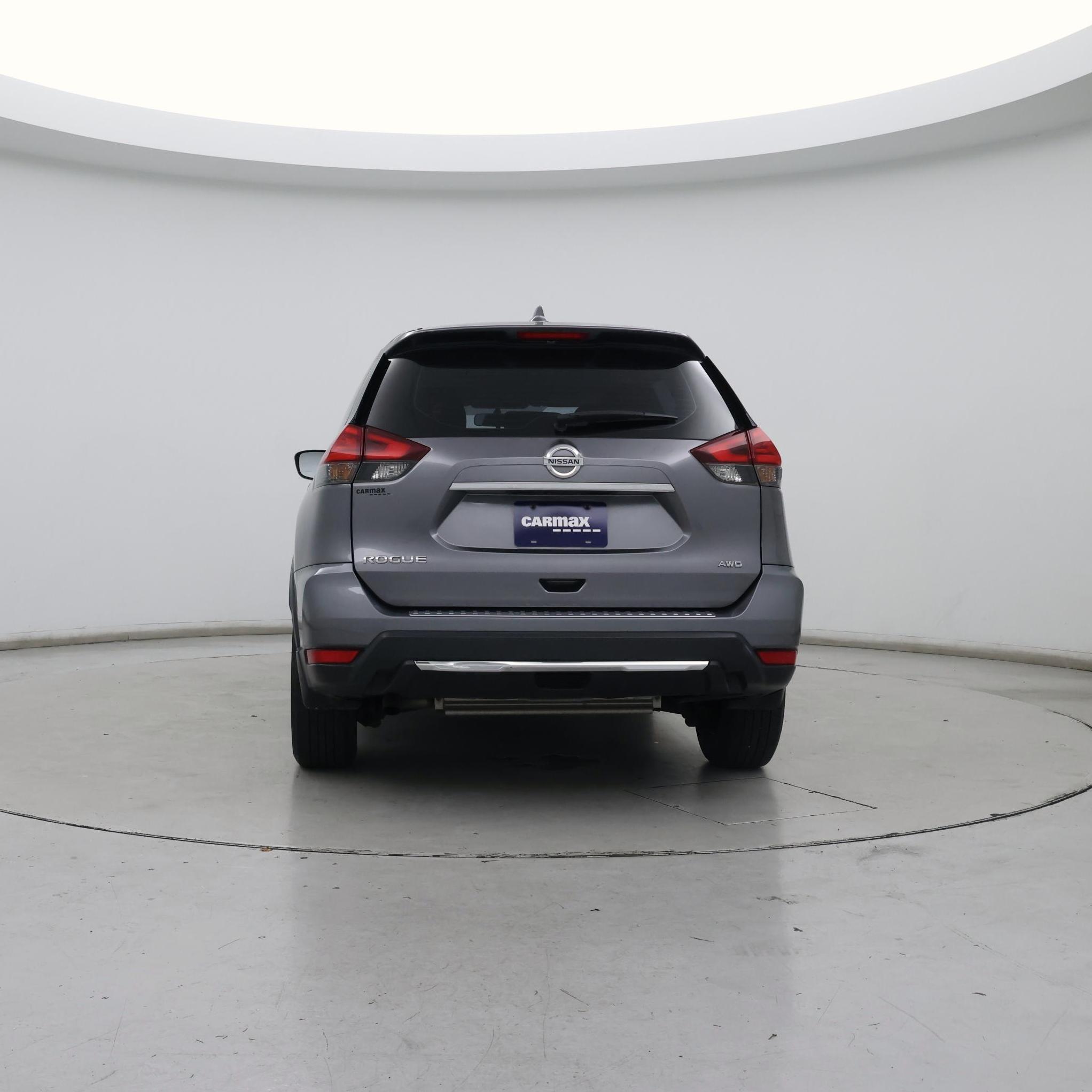 Thumbnail: 2017 Nissan Rogue - 6