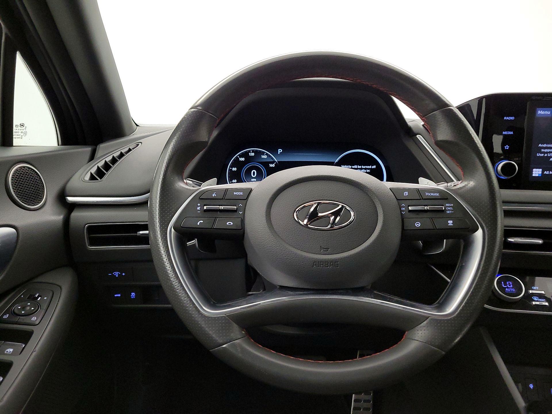 Thumbnail: 2020 Hyundai Sonata - 10