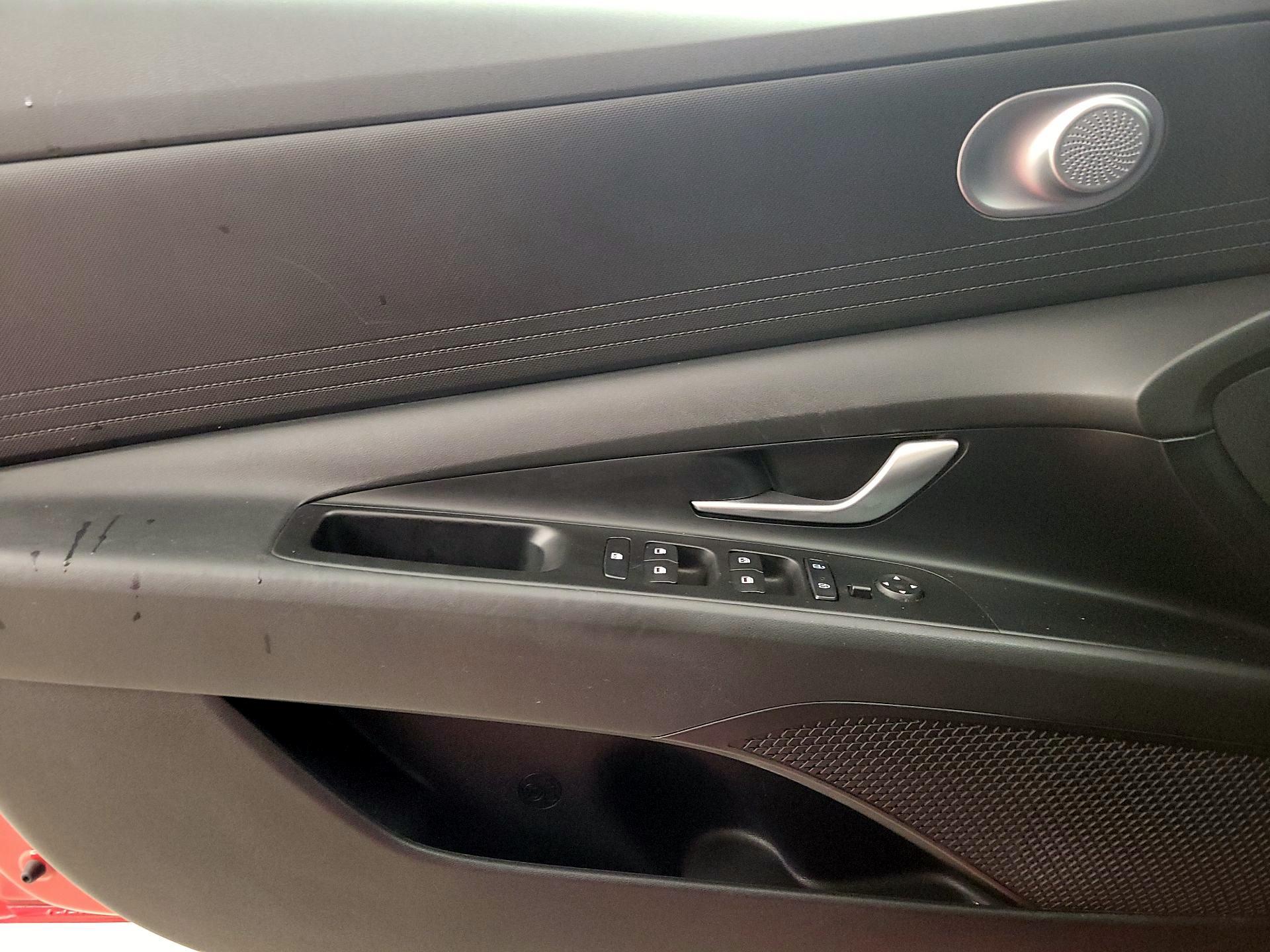Thumbnail: 2023 Hyundai Elantra - 12