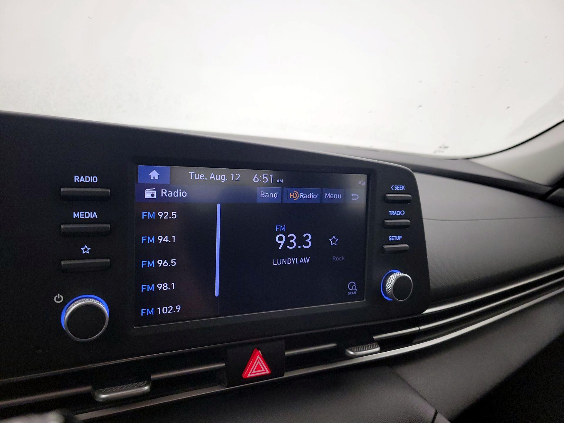 Thumbnail: 2023 Hyundai Elantra - 15