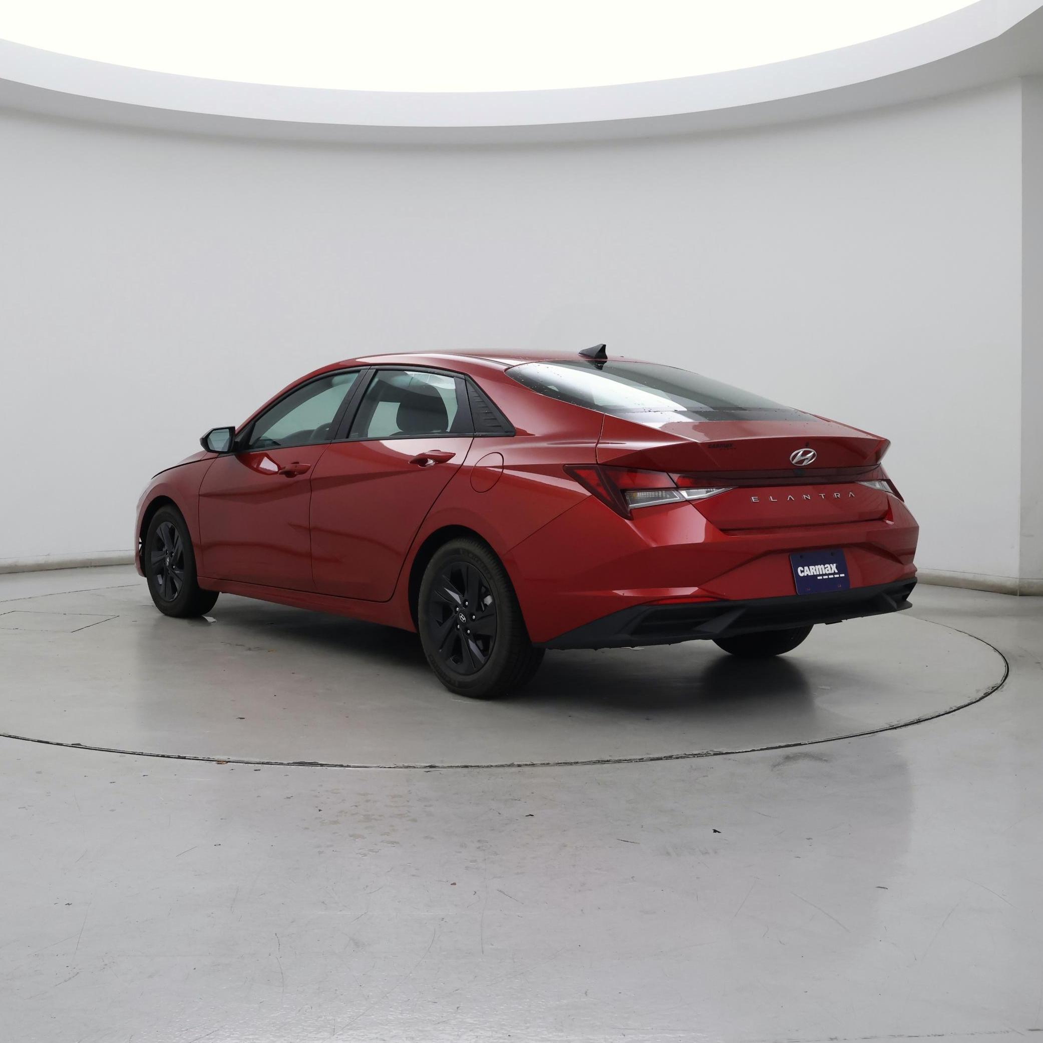 Thumbnail: 2023 Hyundai Elantra - 2