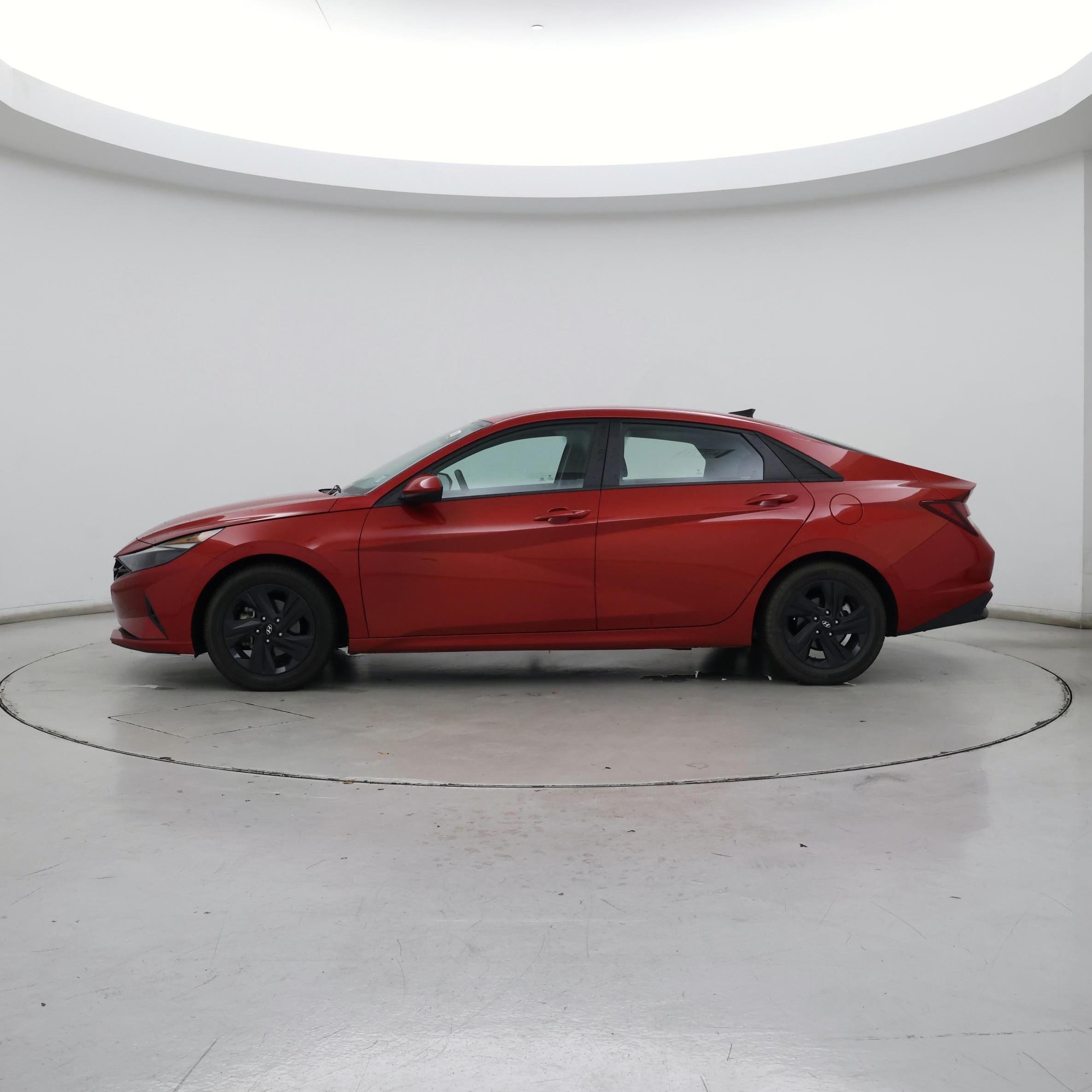 Thumbnail: 2023 Hyundai Elantra - 3