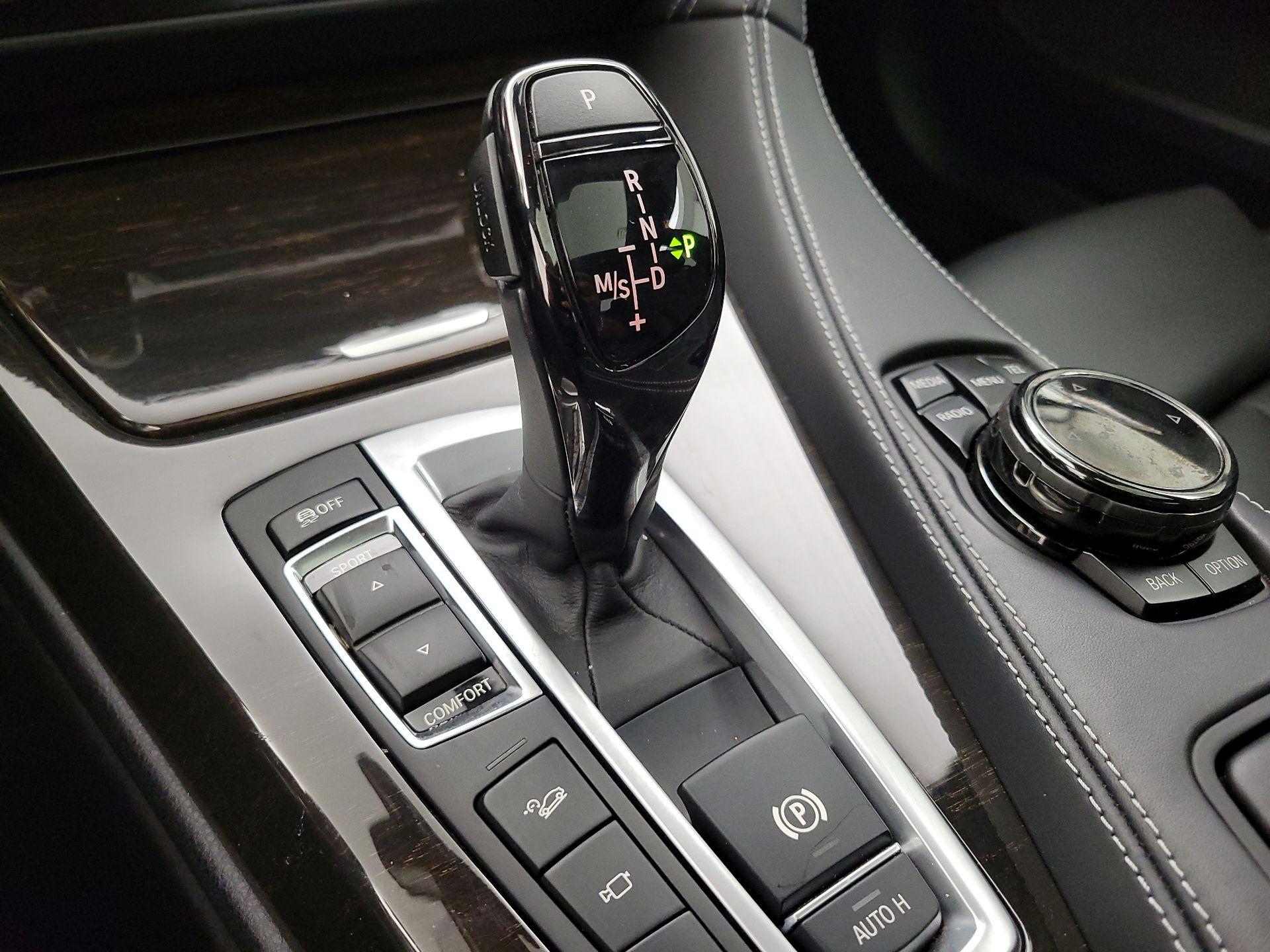 Thumbnail: 2015 BMW 6 Series - 18