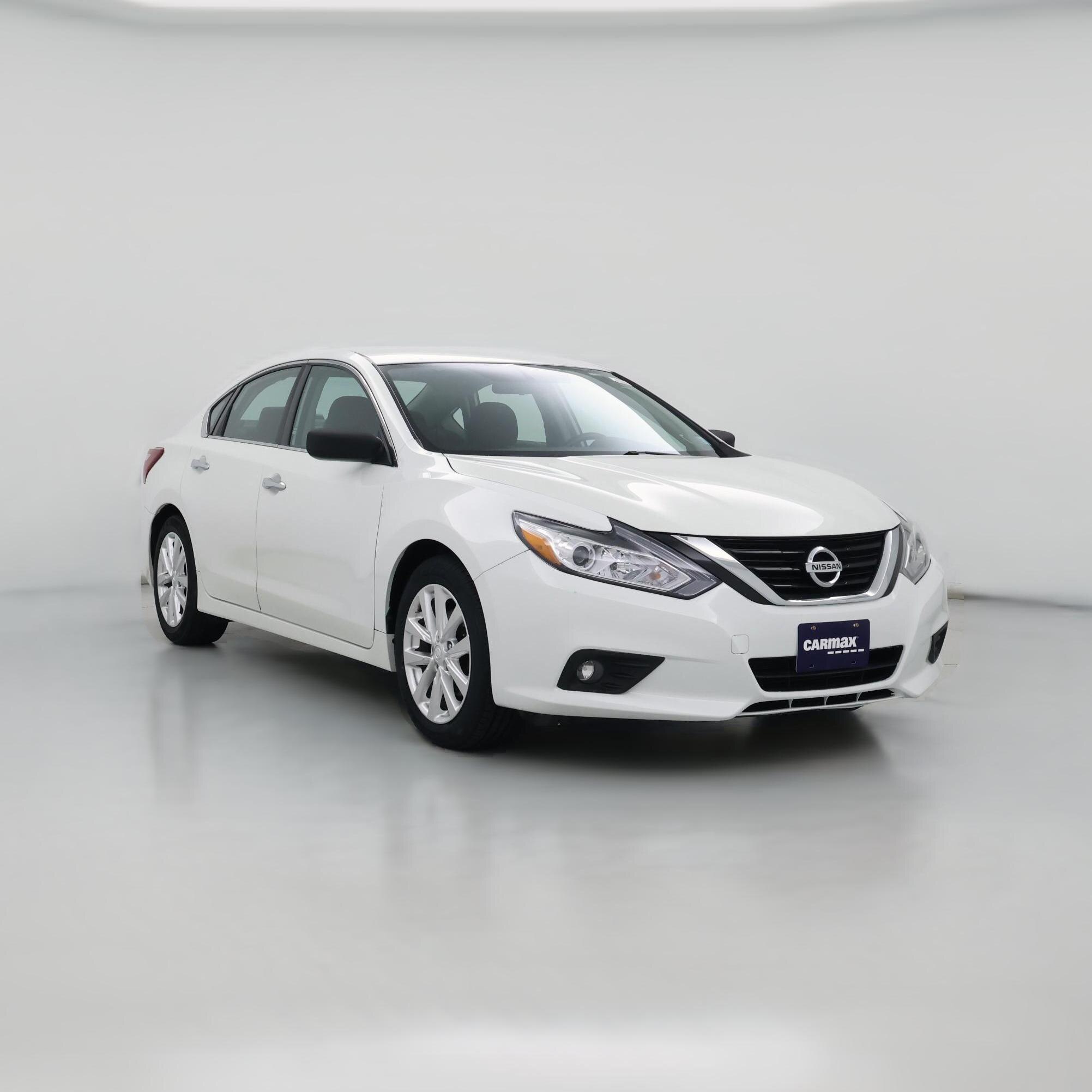 Thumbnail: 2018 Nissan Altima - 1