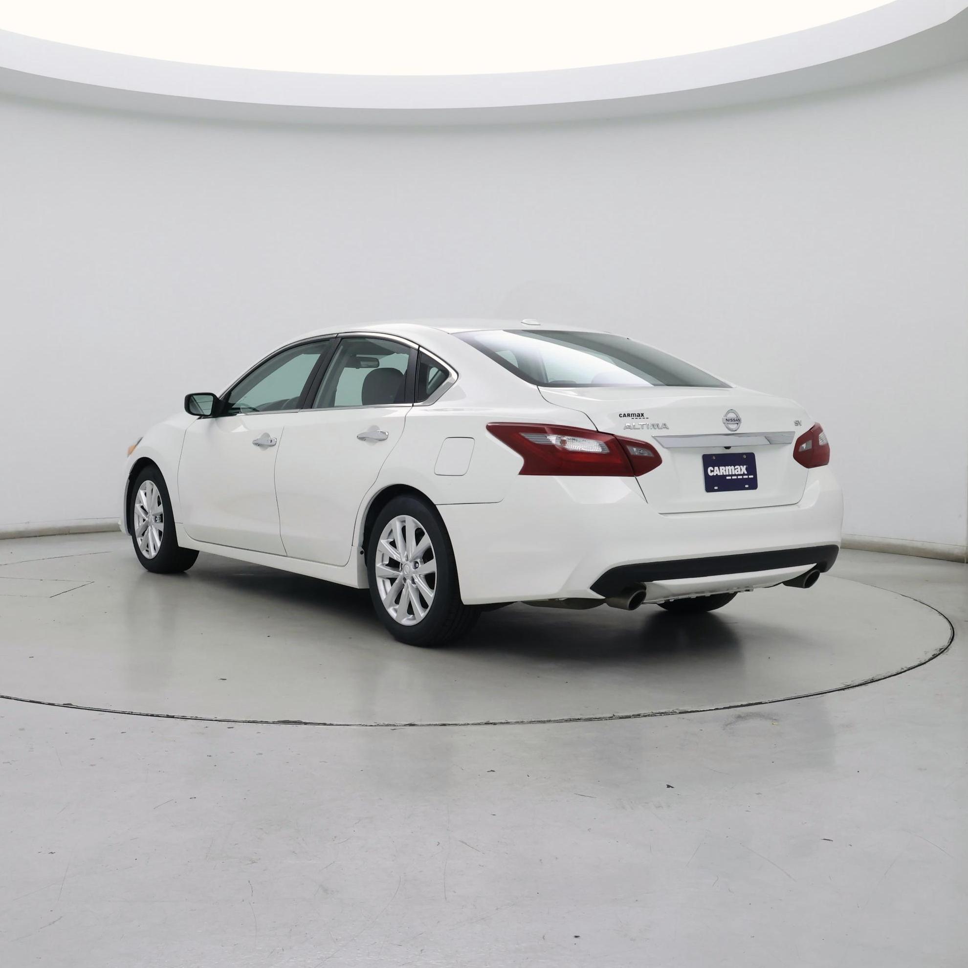 Thumbnail: 2018 Nissan Altima - 2