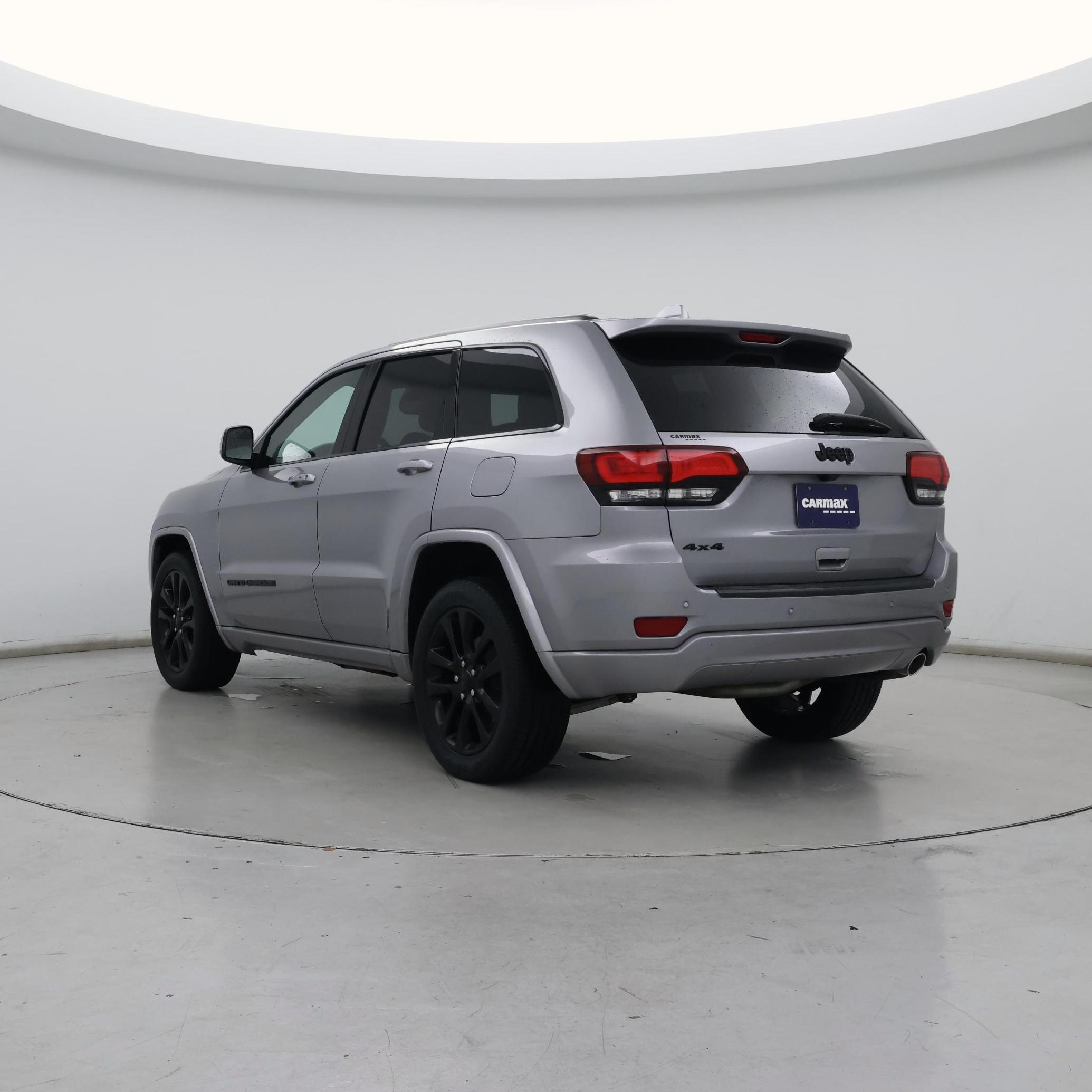 Thumbnail: 2020 Jeep Grand Cherokee - 2