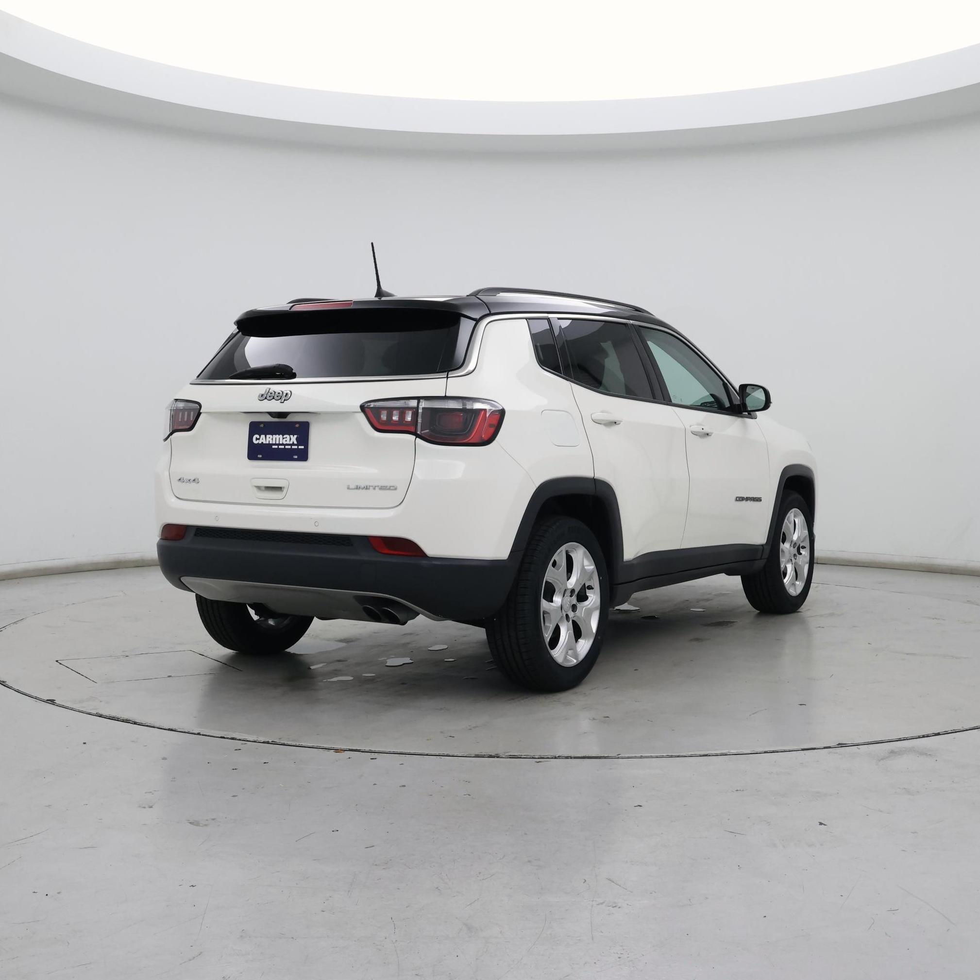 Thumbnail: 2021 Jeep Compass - 8