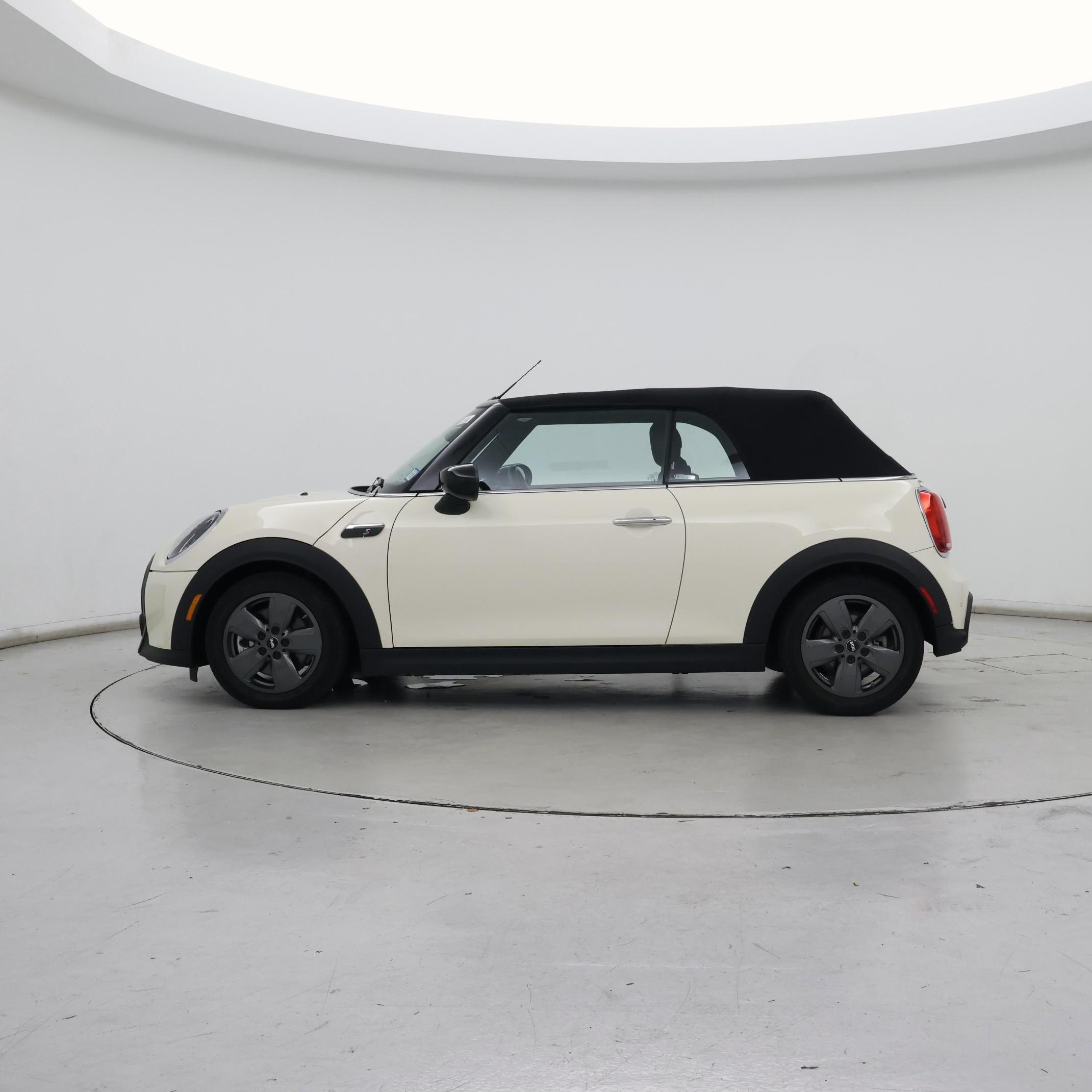 Thumbnail: 2022 MINI Cooper - 3