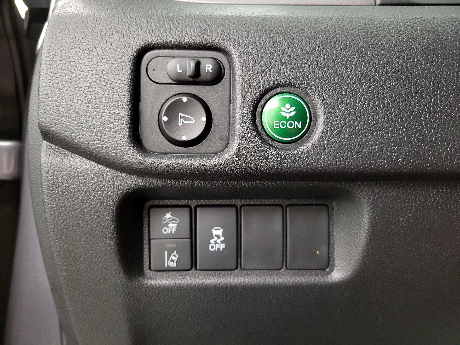 Thumbnail: 2019 Honda Pilot - 13