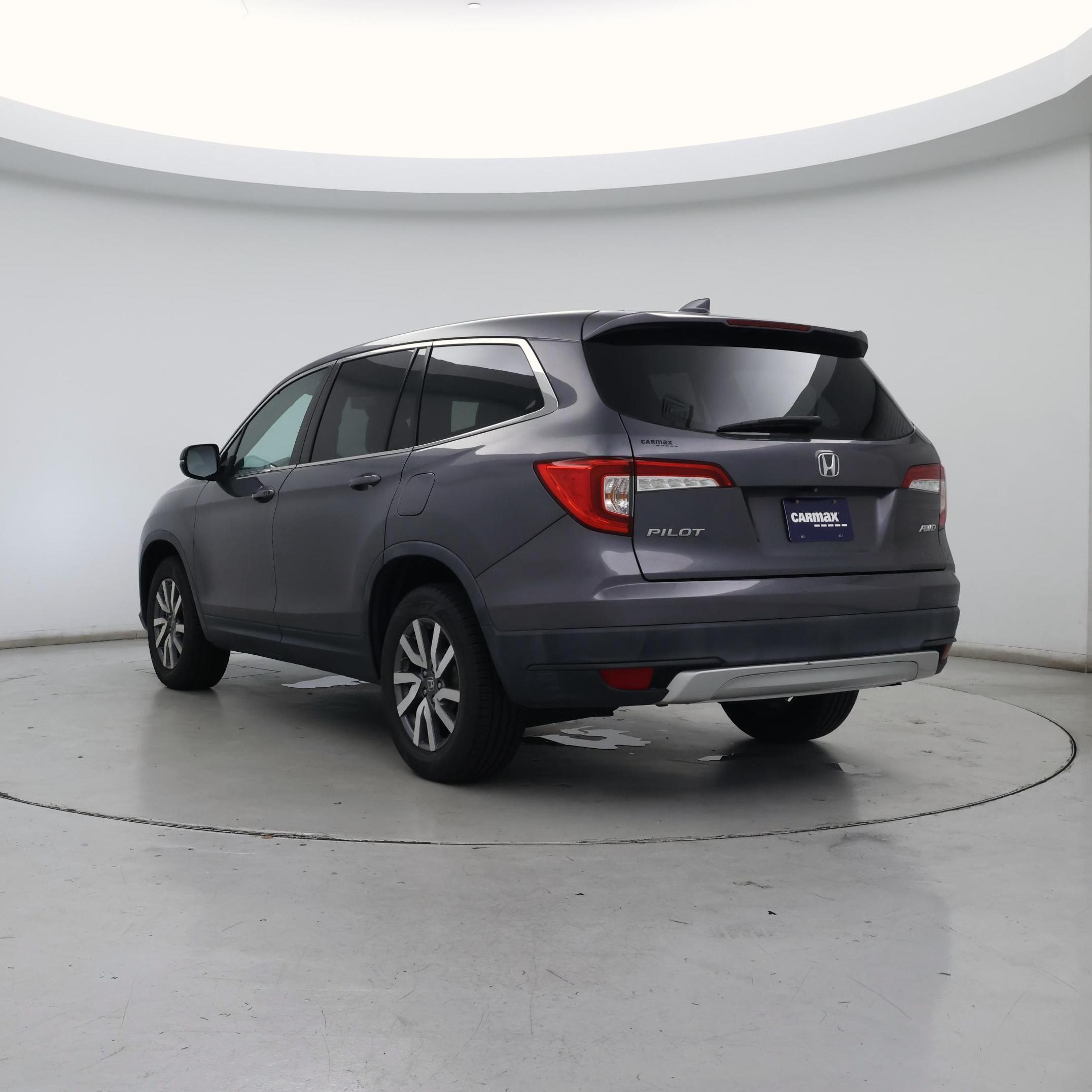 Thumbnail: 2019 Honda Pilot - 2