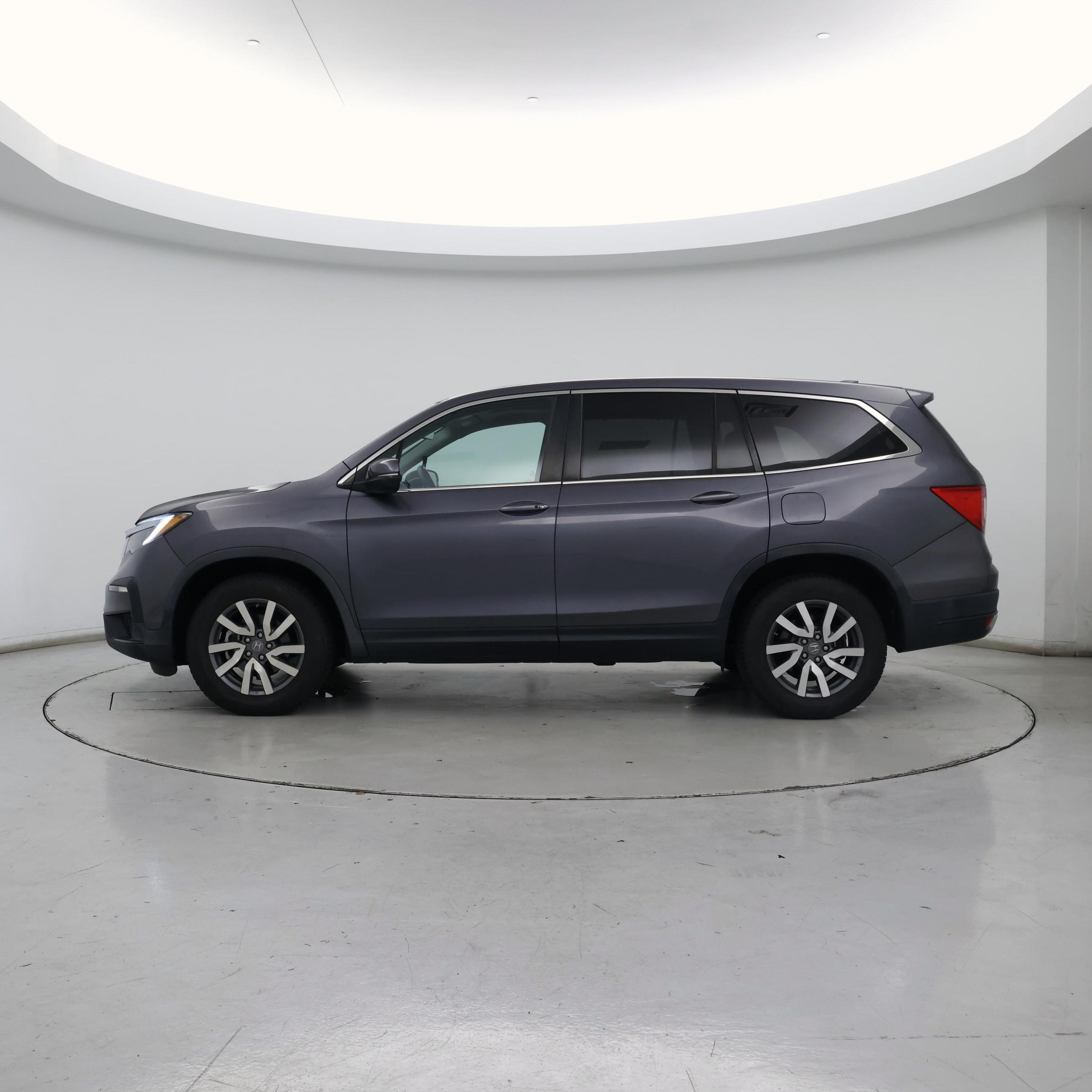 Thumbnail: 2019 Honda Pilot - 3