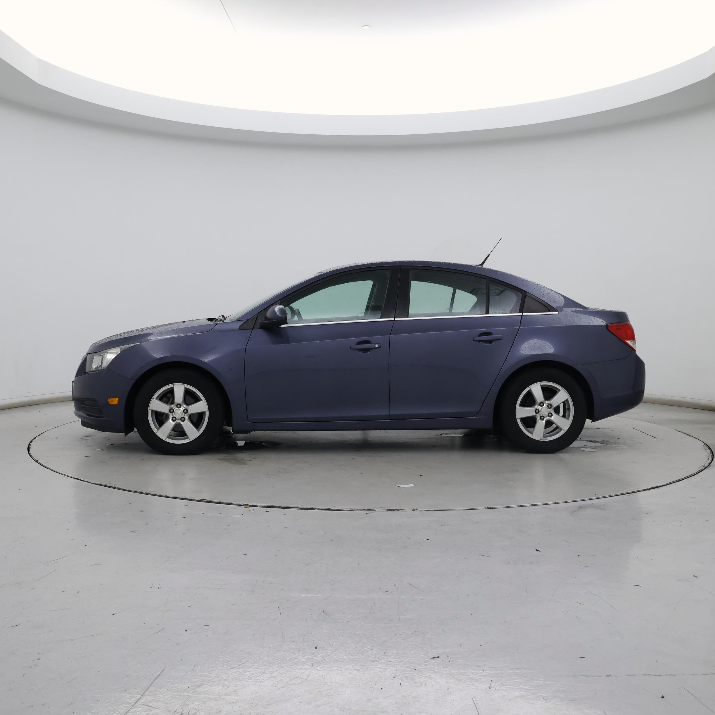 Thumbnail: 2014 Chevrolet Cruze - 3