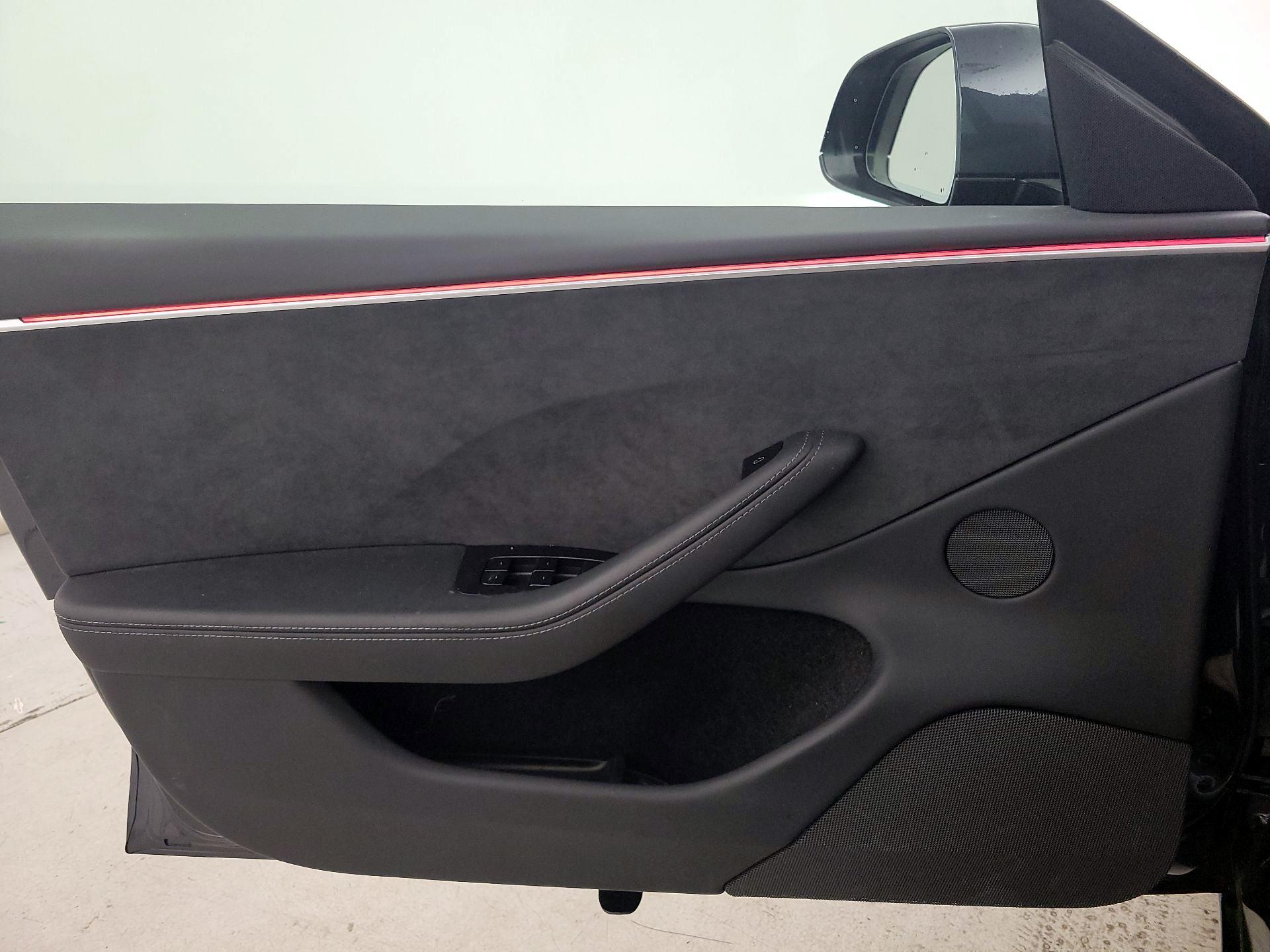 Thumbnail: 2025 Tesla Model 3 - 12