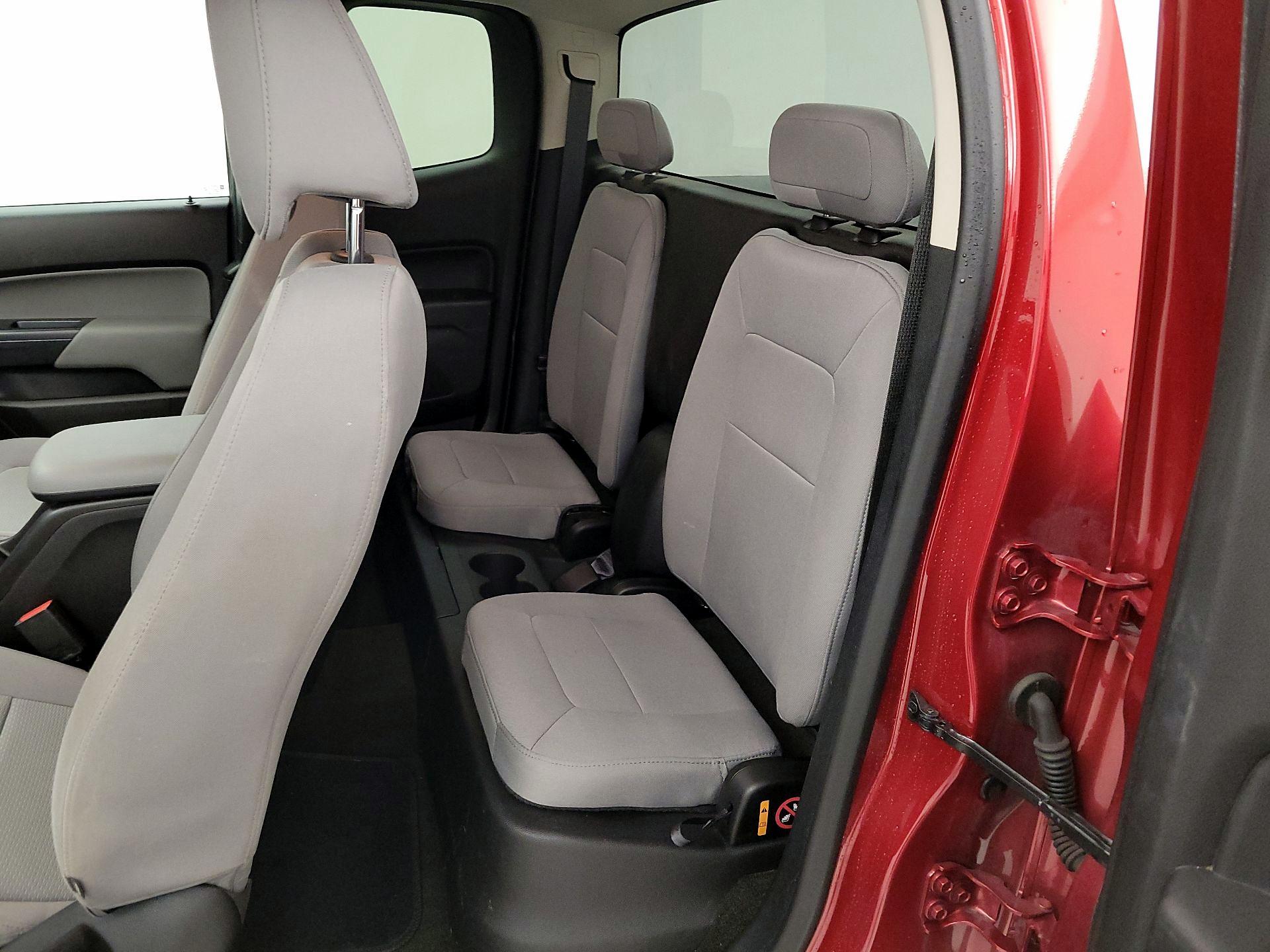 Thumbnail: 2016 Chevrolet Colorado - 18