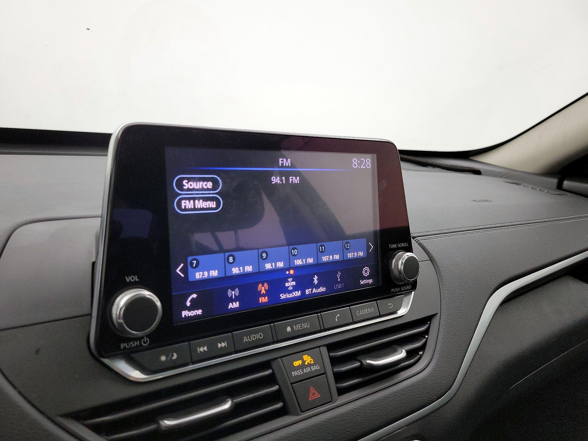 Thumbnail: 2019 Nissan Altima - 15