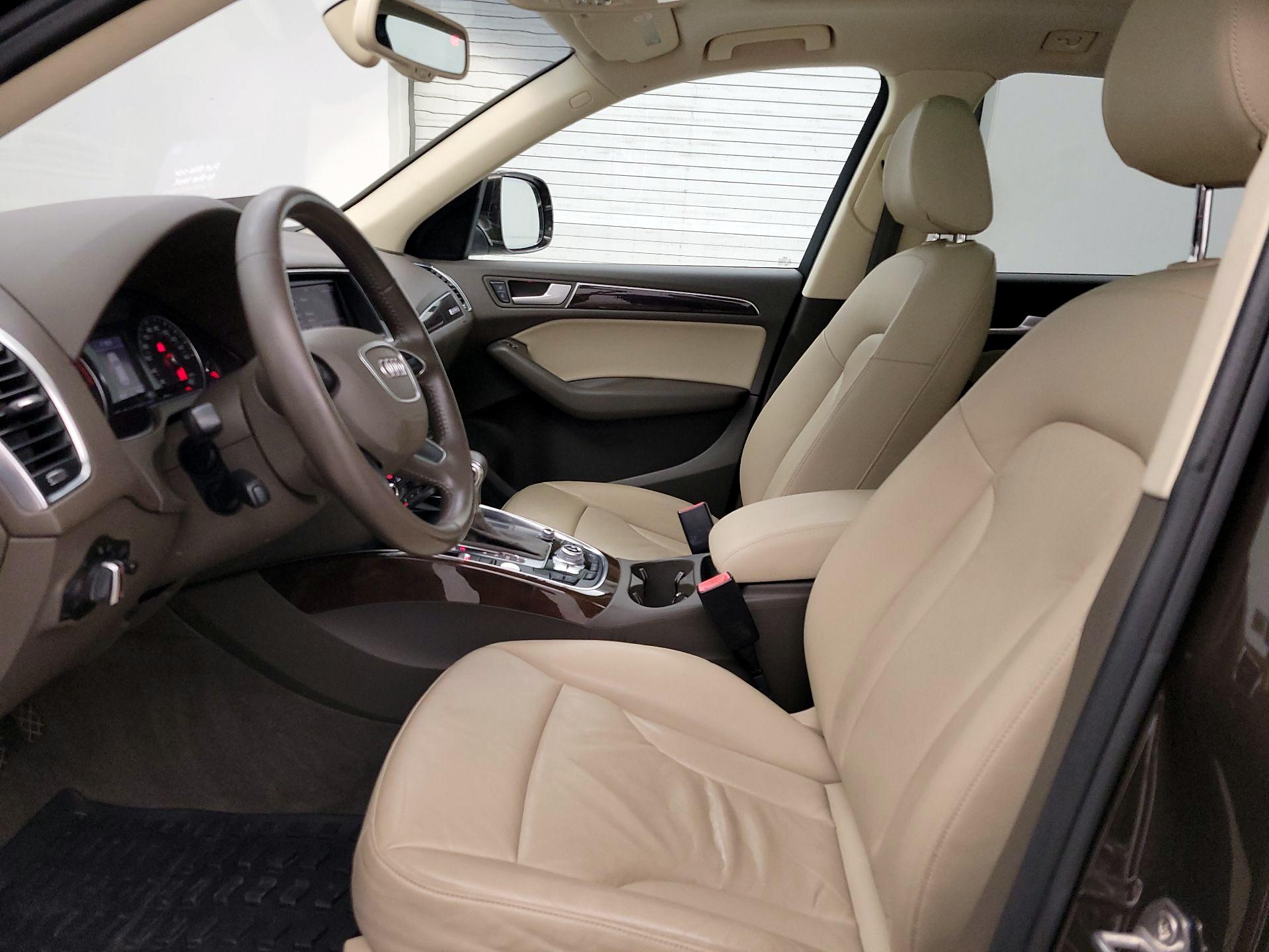 Thumbnail: 2014 Audi Q5 - 11