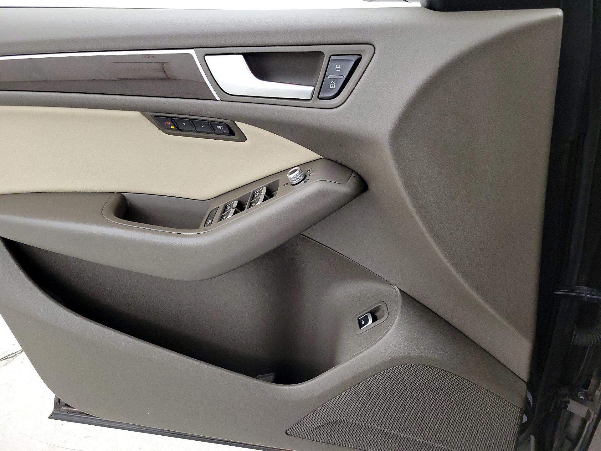 Thumbnail: 2014 Audi Q5 - 12