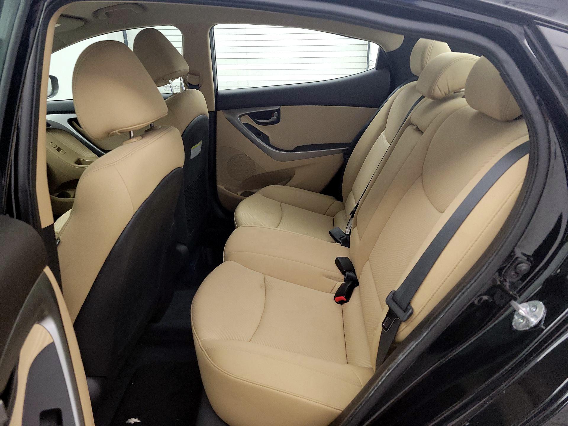 Thumbnail: 2013 Hyundai Elantra - 18