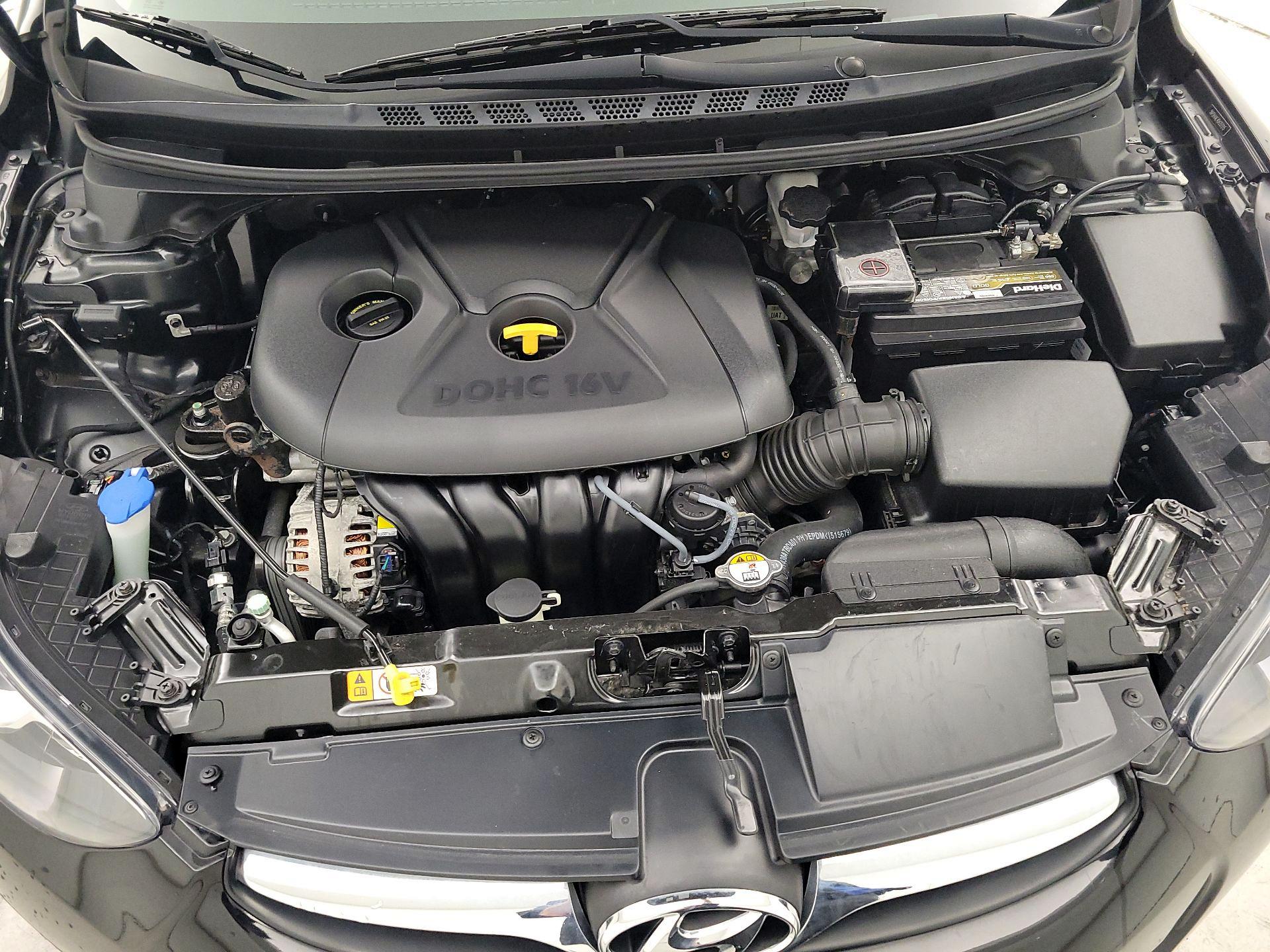 Thumbnail: 2013 Hyundai Elantra - 20