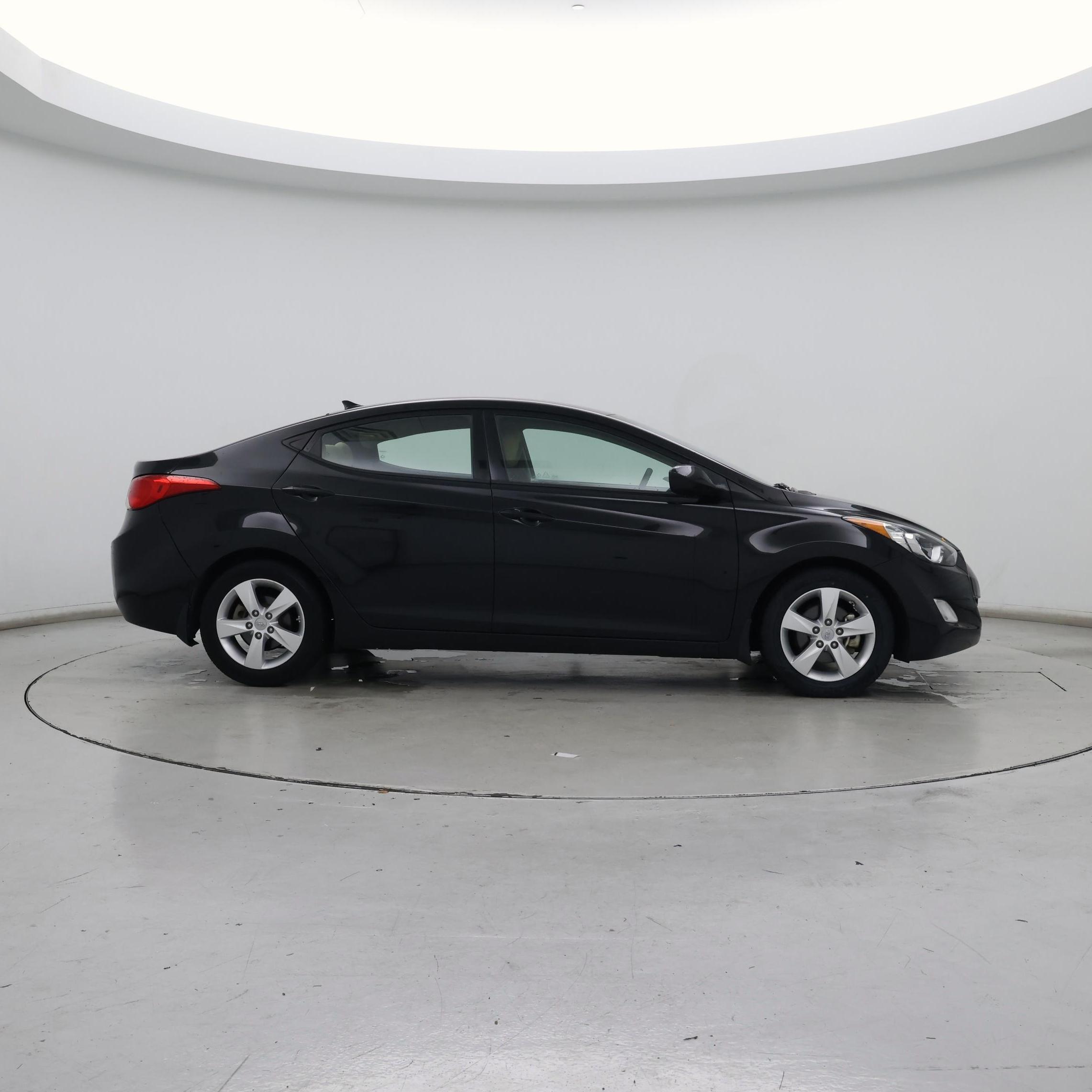 Thumbnail: 2013 Hyundai Elantra - 7