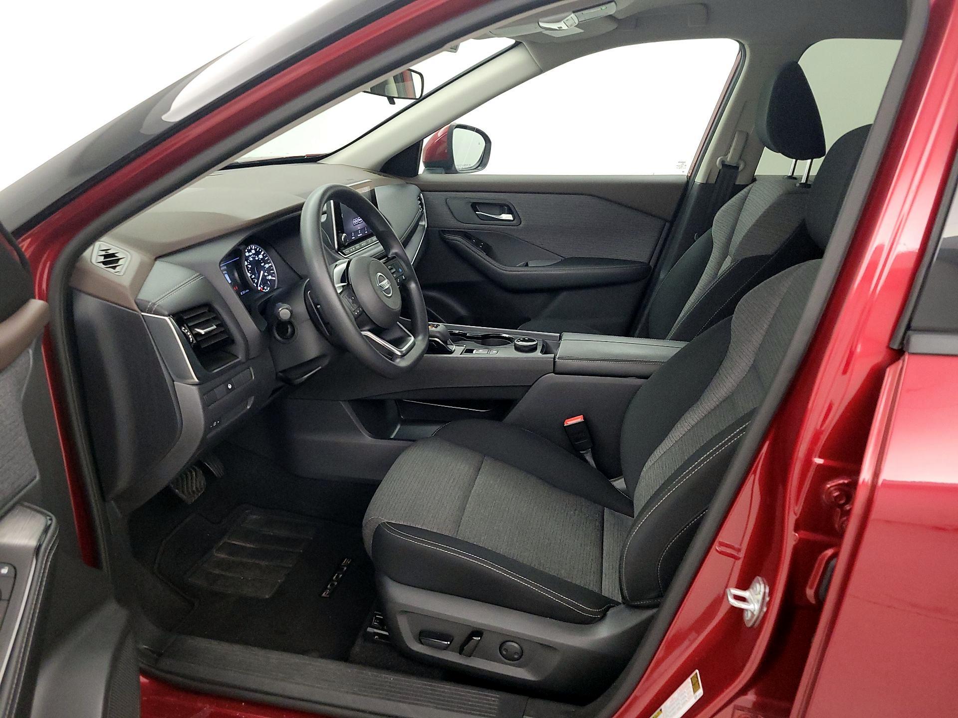 Thumbnail: 2021 Nissan Rogue - 11