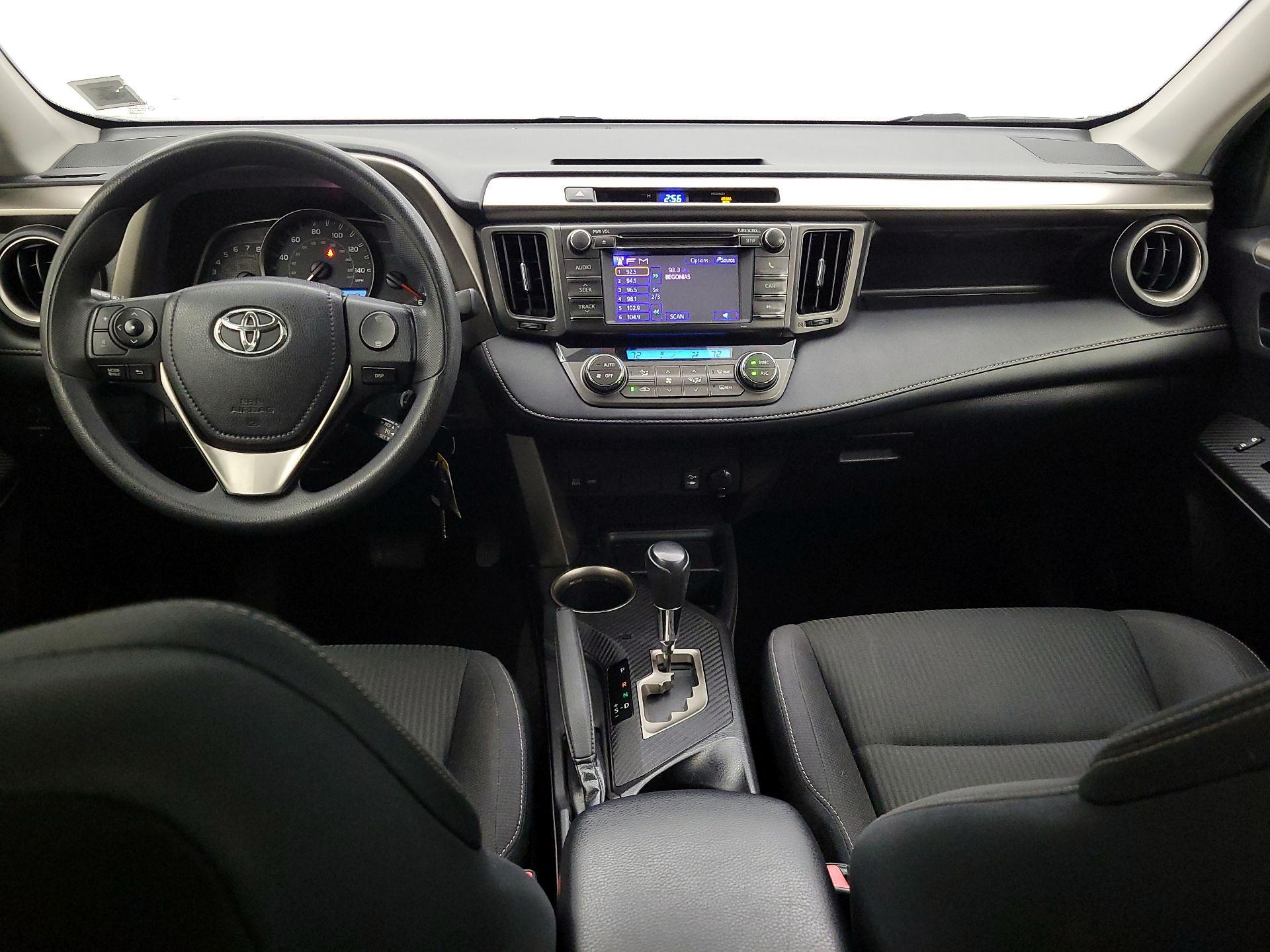 Thumbnail: 2013 Toyota RAV4 - 9