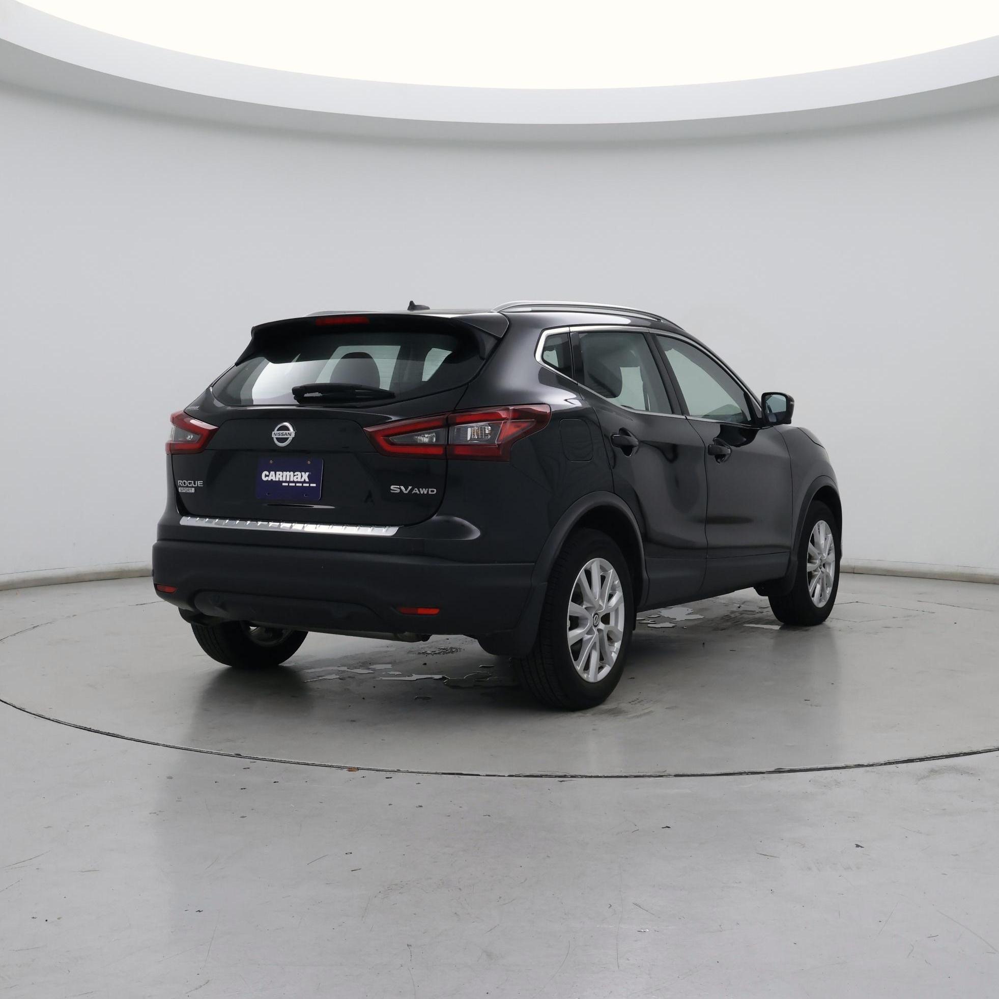 Thumbnail: 2022 Nissan Rogue Sport - 8