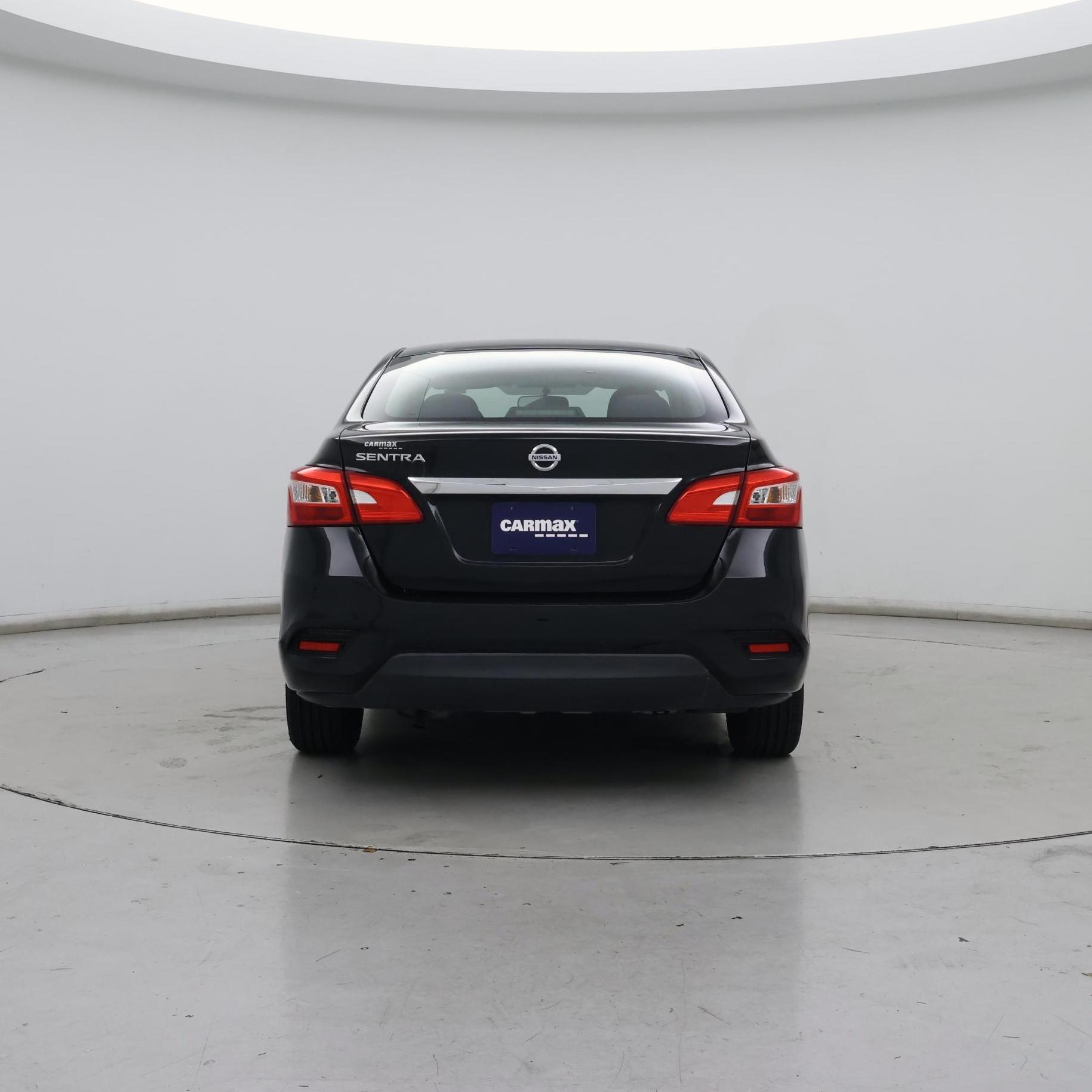 Thumbnail: 2016 Nissan Sentra - 6