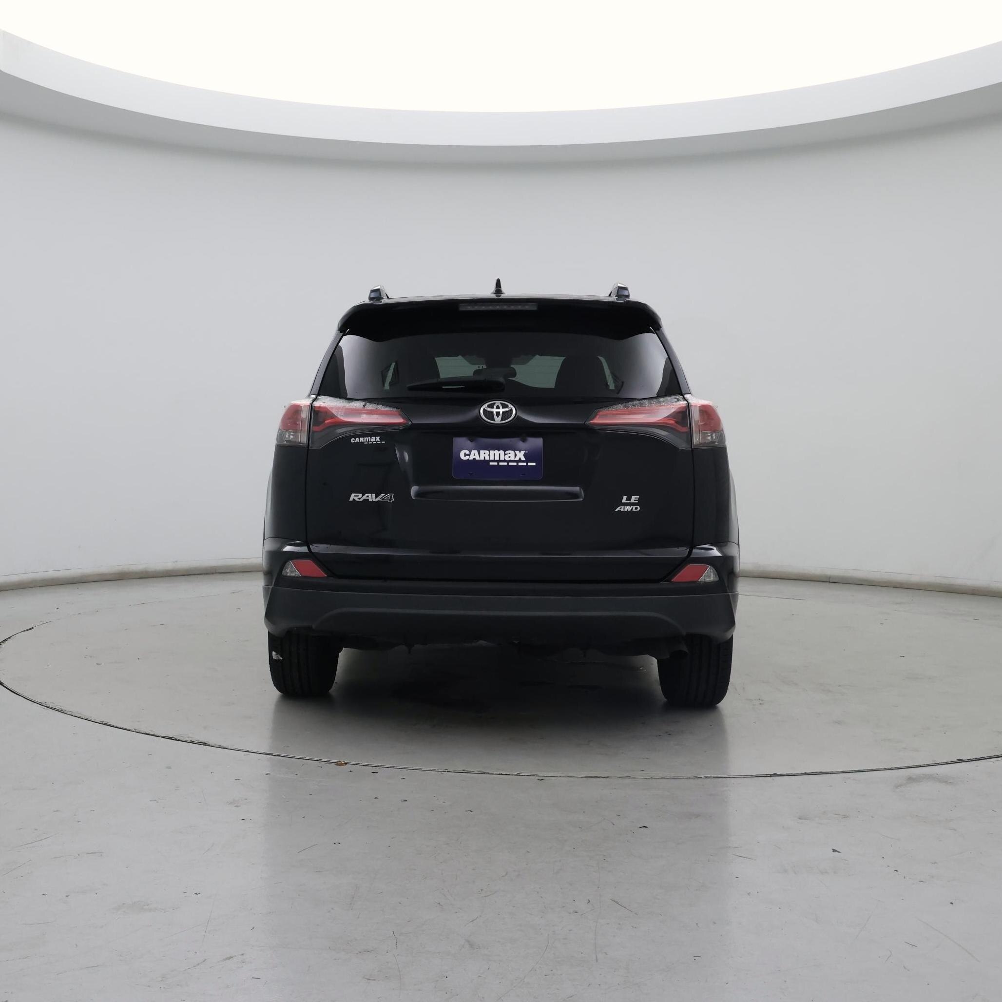Thumbnail: 2017 Toyota RAV4 - 6