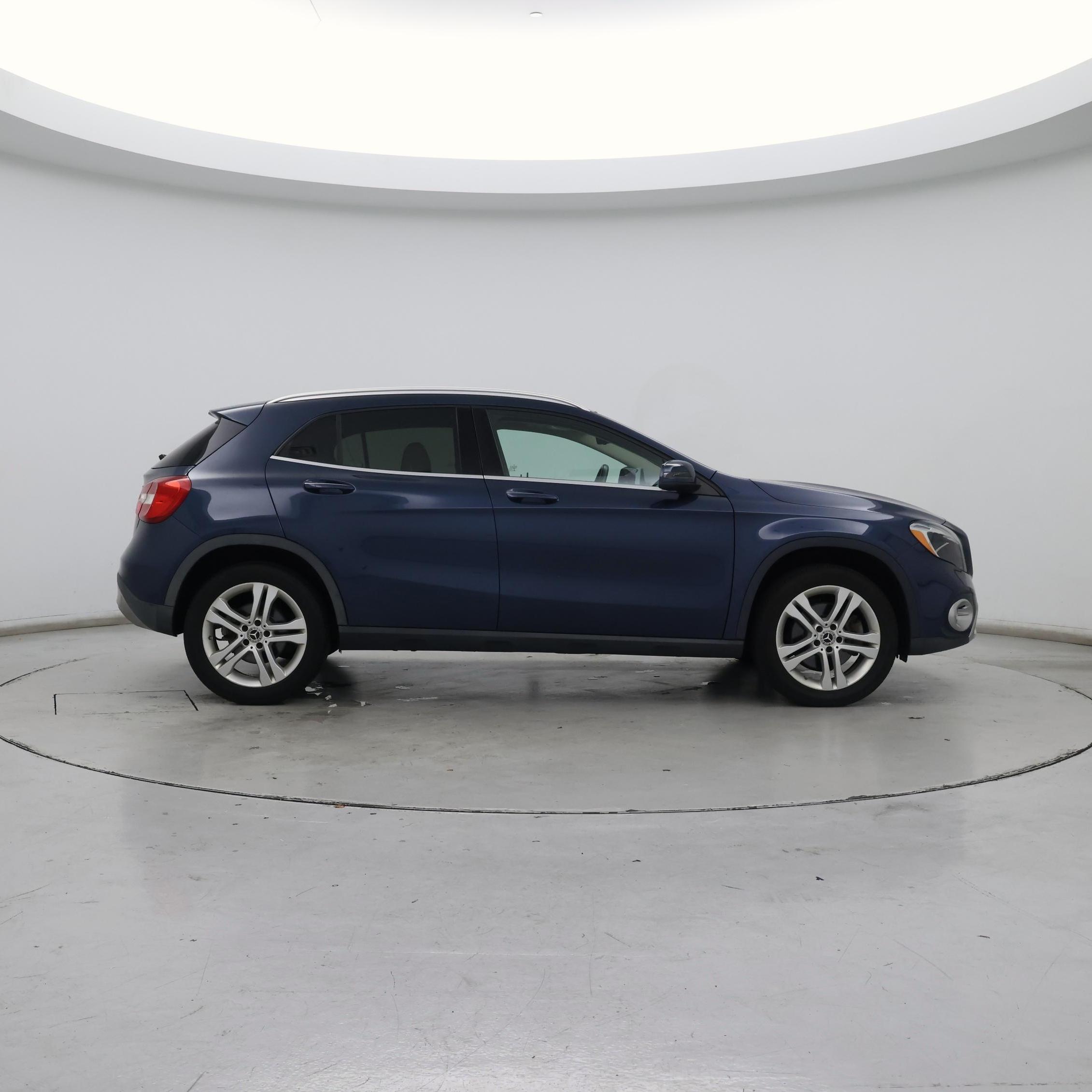 Thumbnail: 2019 Mercedes-Benz GLA - 7