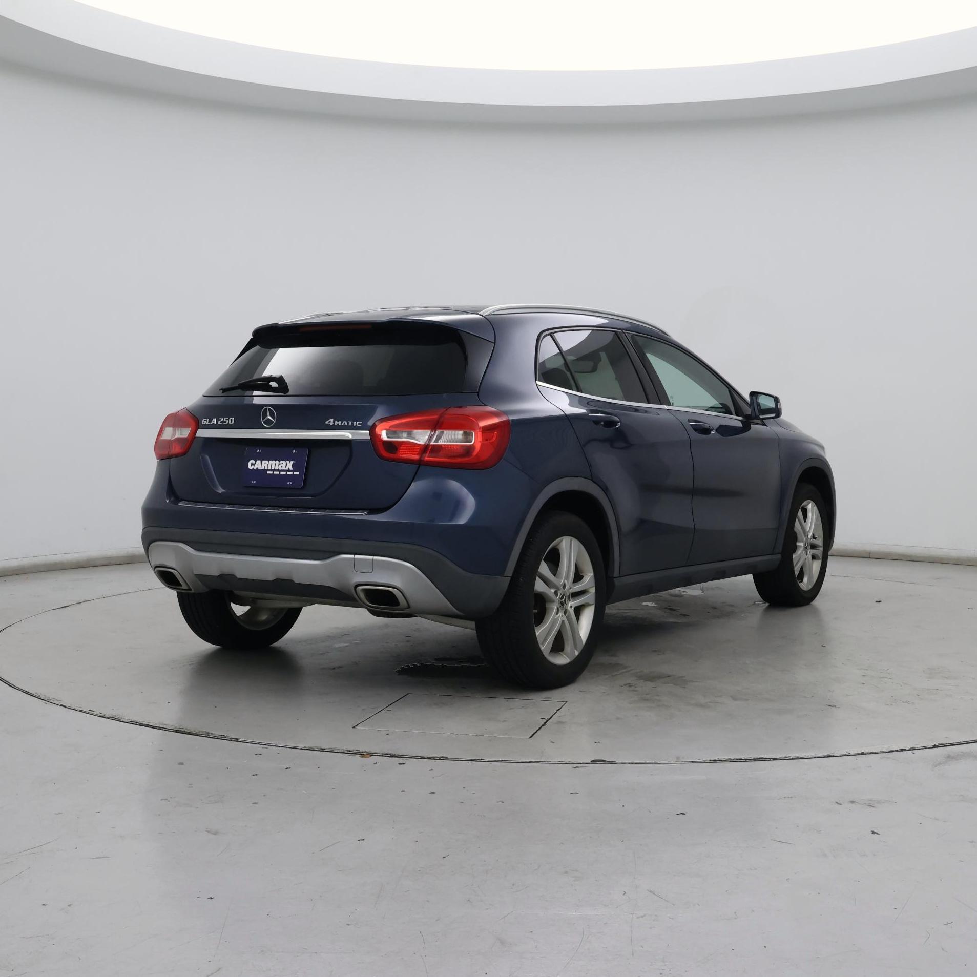 Thumbnail: 2019 Mercedes-Benz GLA - 8