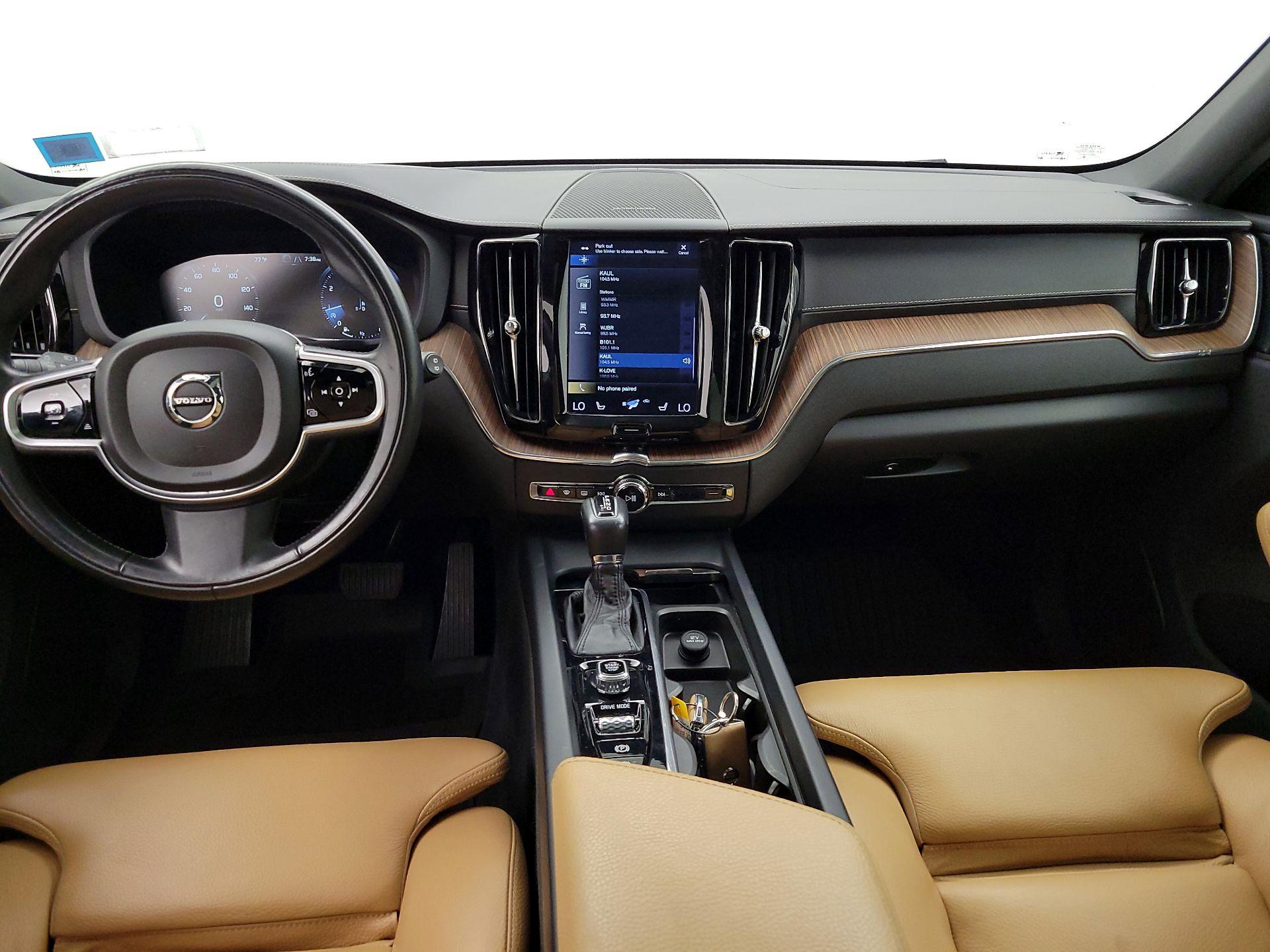 Thumbnail: 2019 Volvo XC60 - 9