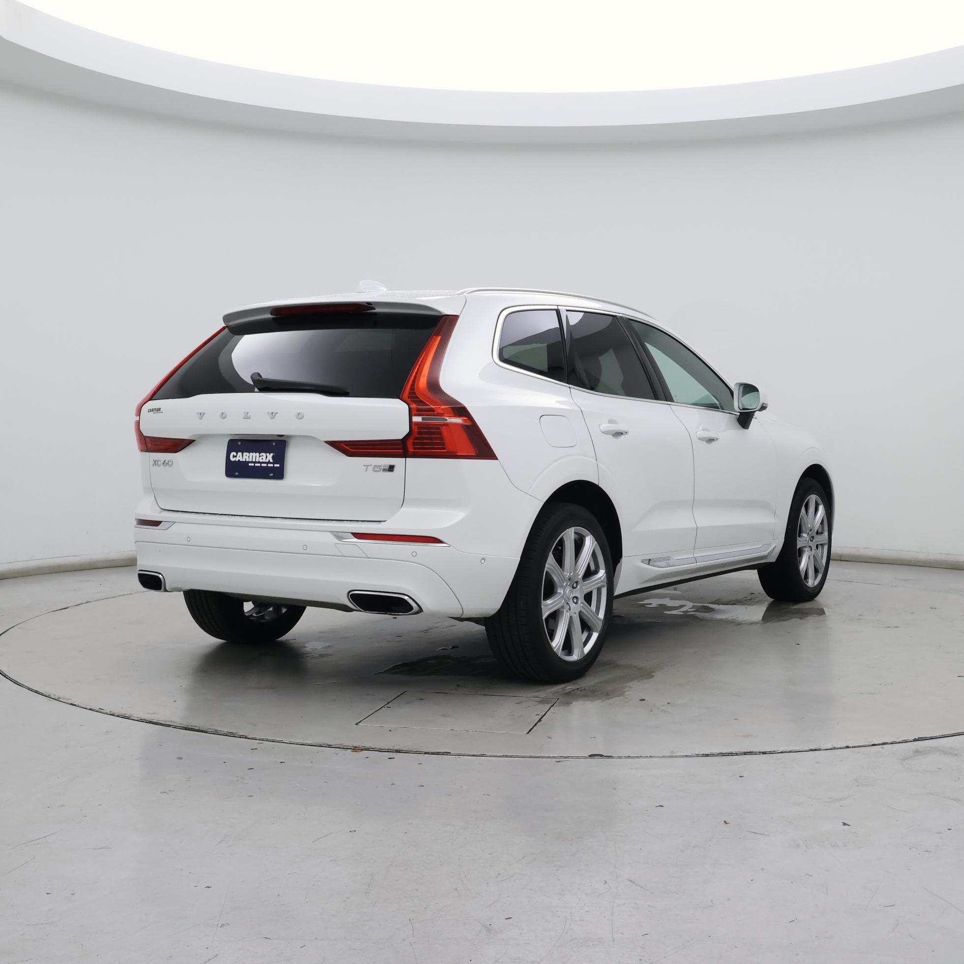 Thumbnail: 2019 Volvo XC60 - 8