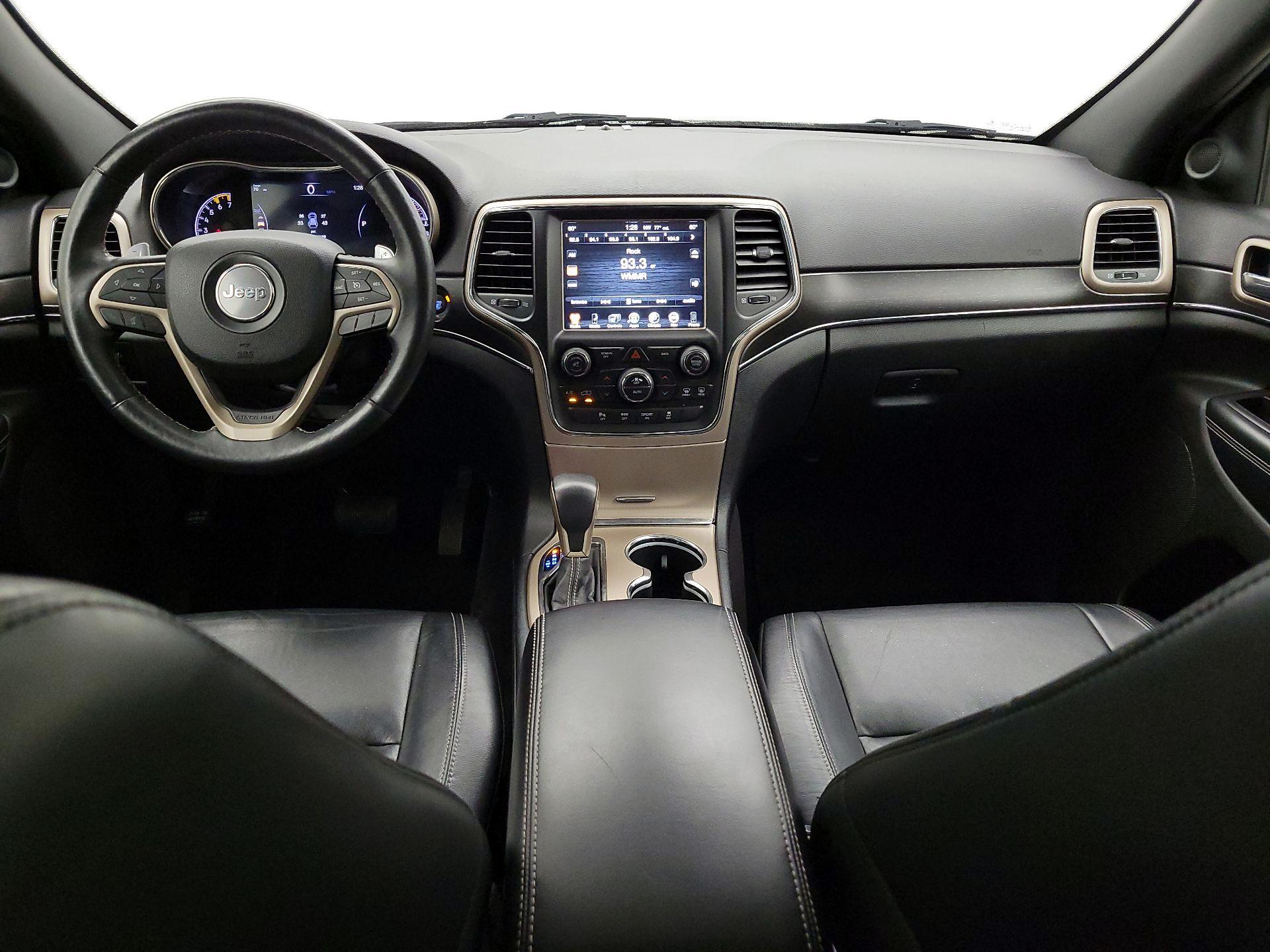 Thumbnail: 2017 Jeep Grand Cherokee - 9