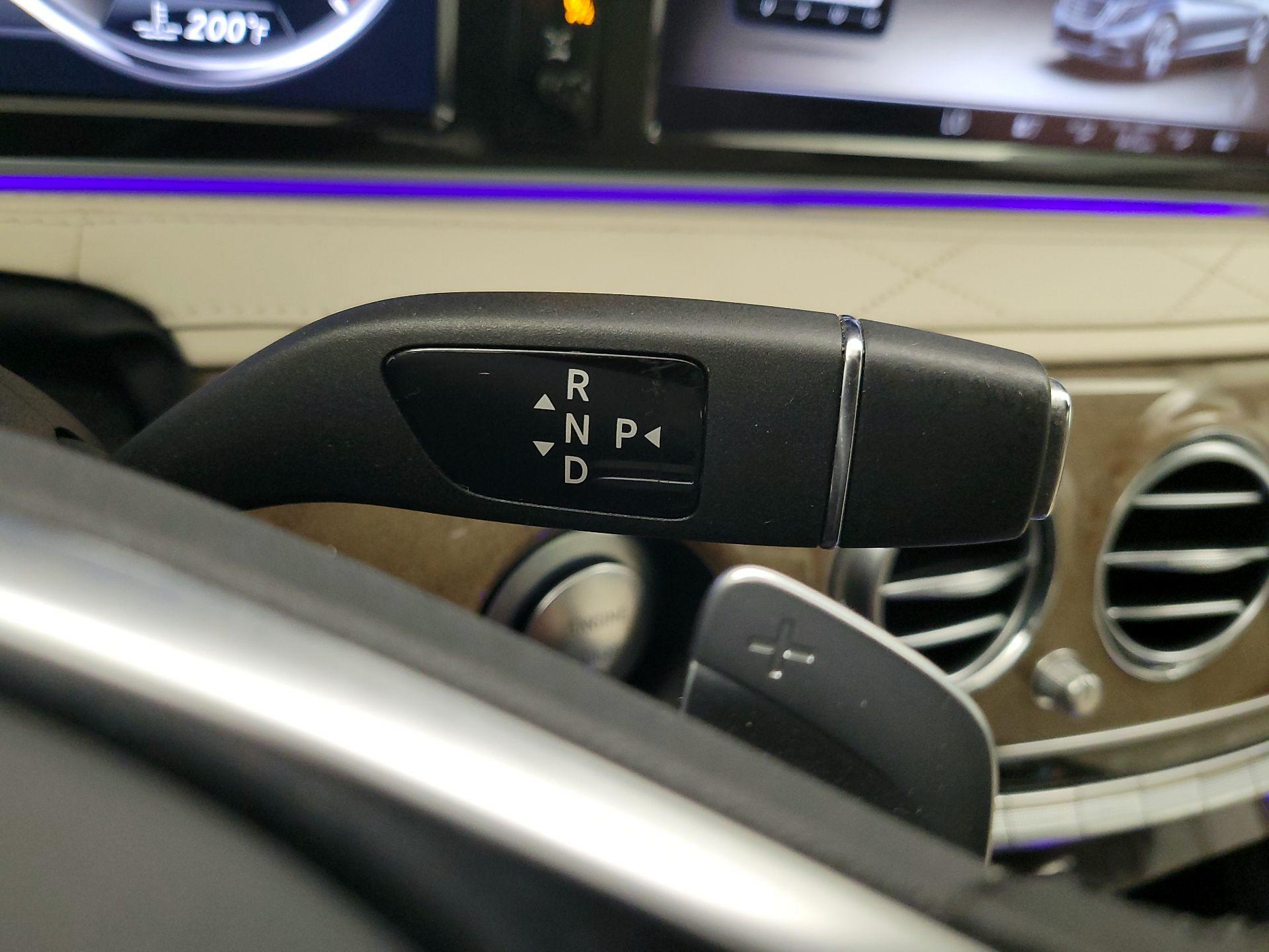 Thumbnail: 2014 Mercedes-Benz S-Class - 18