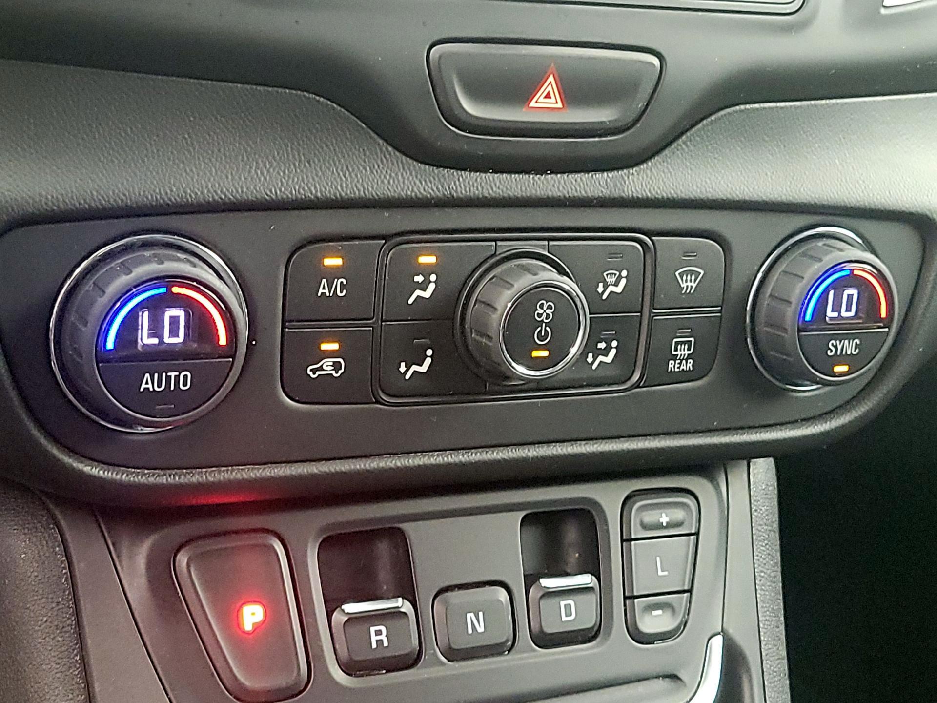 Thumbnail: 2019 GMC Terrain - 16
