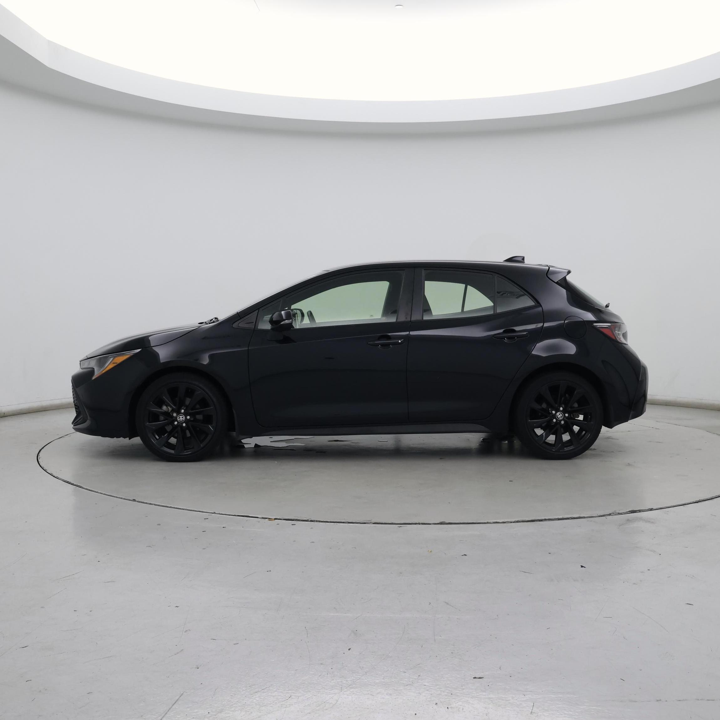Thumbnail: 2021 Toyota Corolla - 3