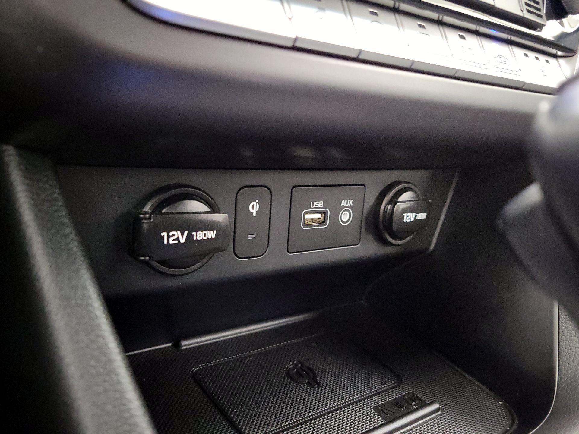 Thumbnail: 2019 Hyundai Sonata - 18