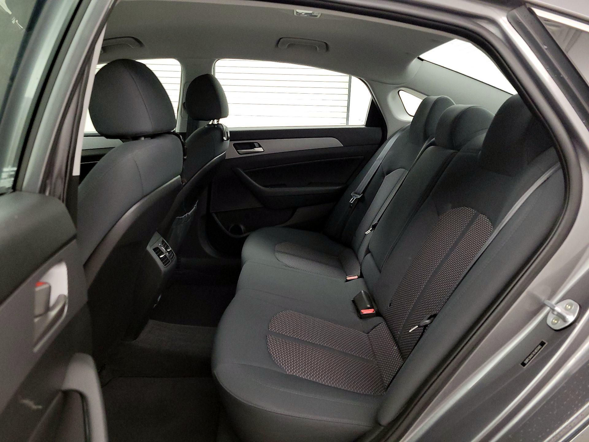 Thumbnail: 2019 Hyundai Sonata - 19
