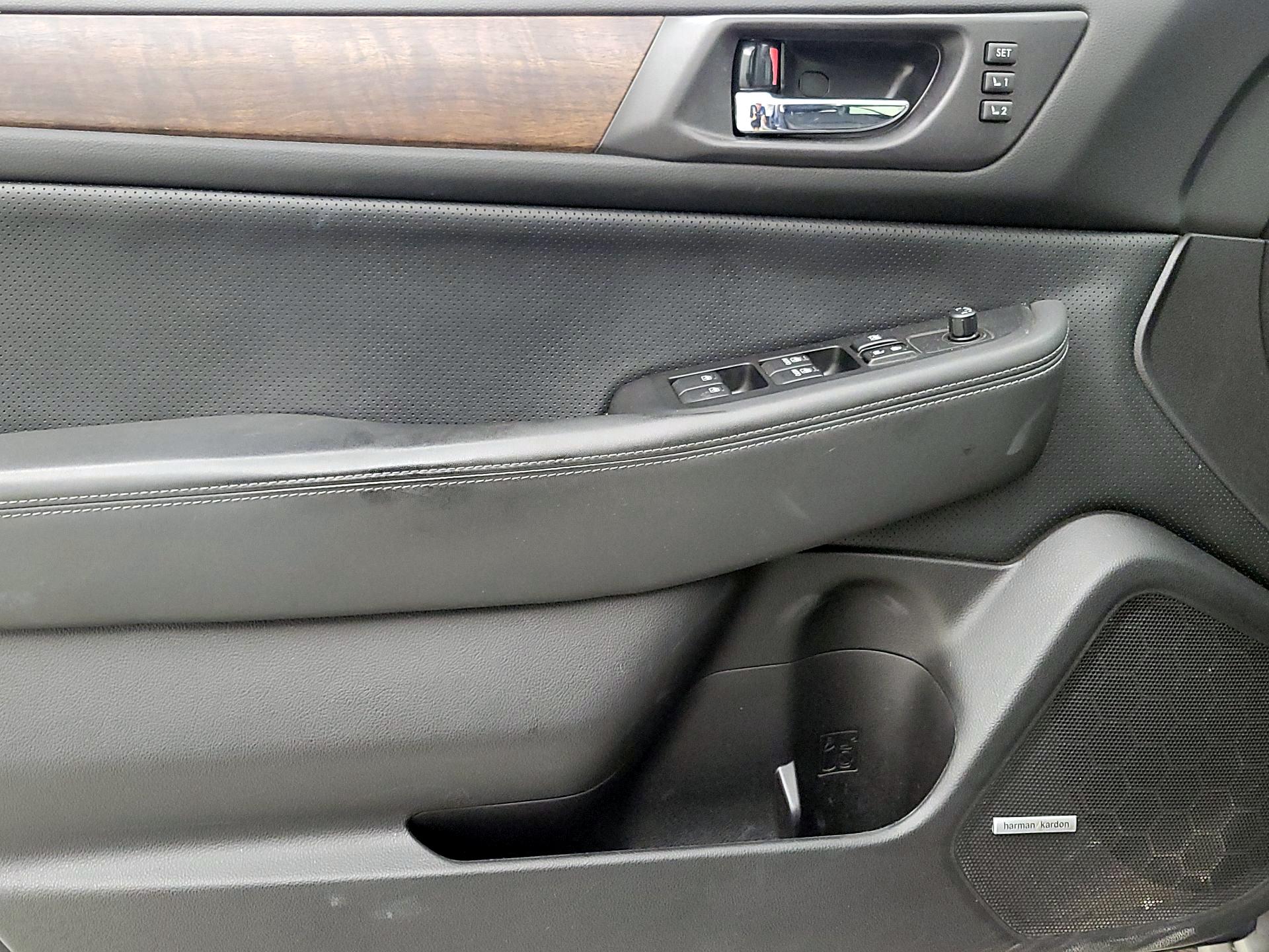 Thumbnail: 2016 Subaru Outback - 12