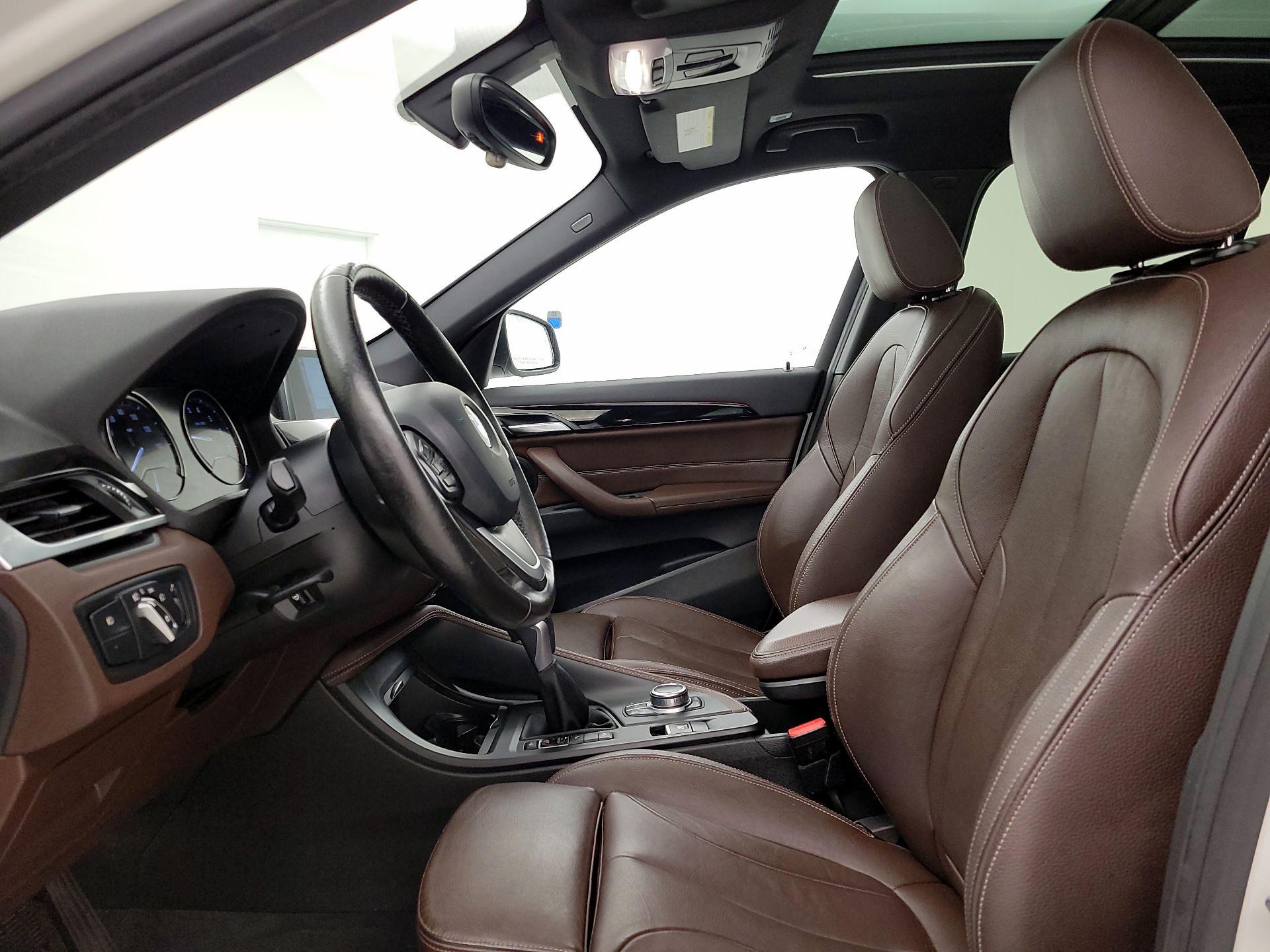 Thumbnail: 2018 BMW X1 - 11